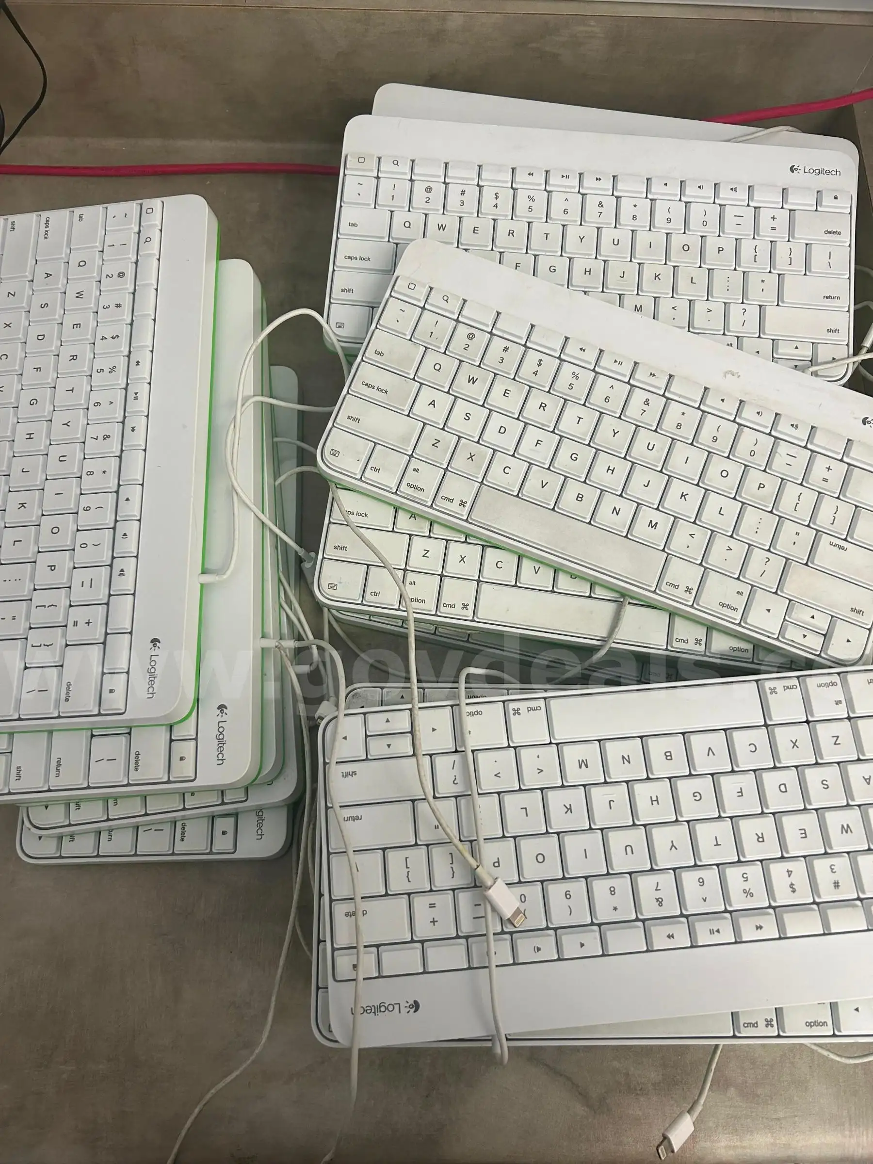 Lot of 20 Logitech Wired Keyboards for iPad PC