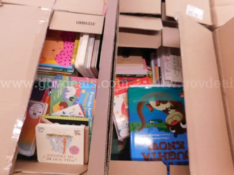 Lot of Children s Books - B2