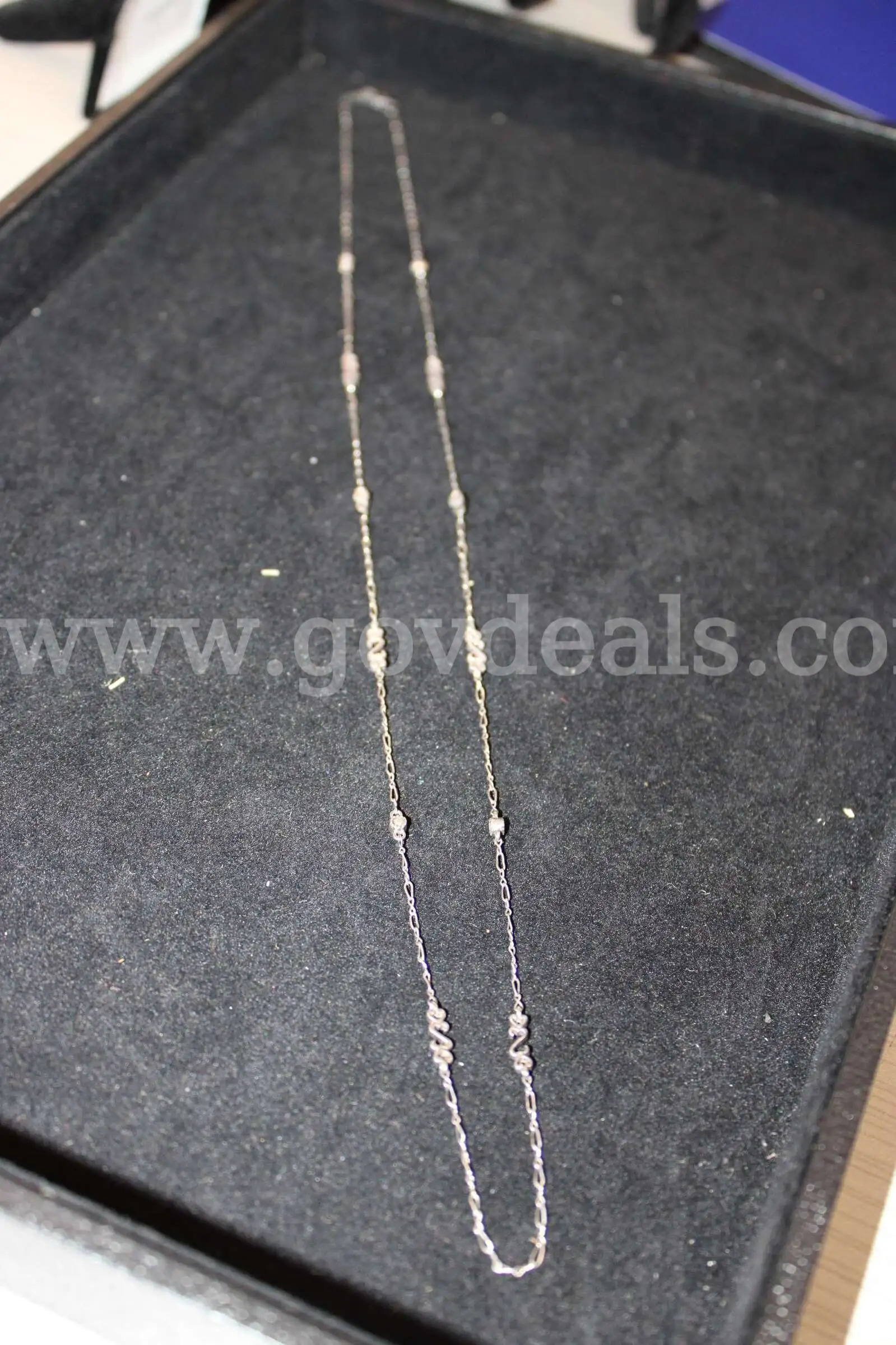 NECKLACE (1)