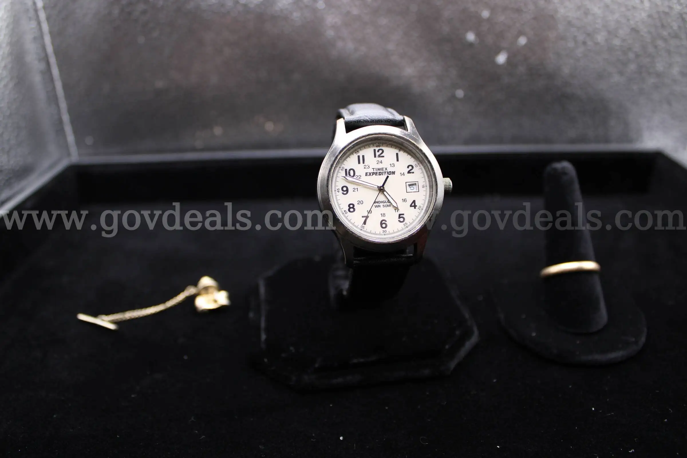 WATCH (1) TIE TAC (1) EARRING PAIR (1)