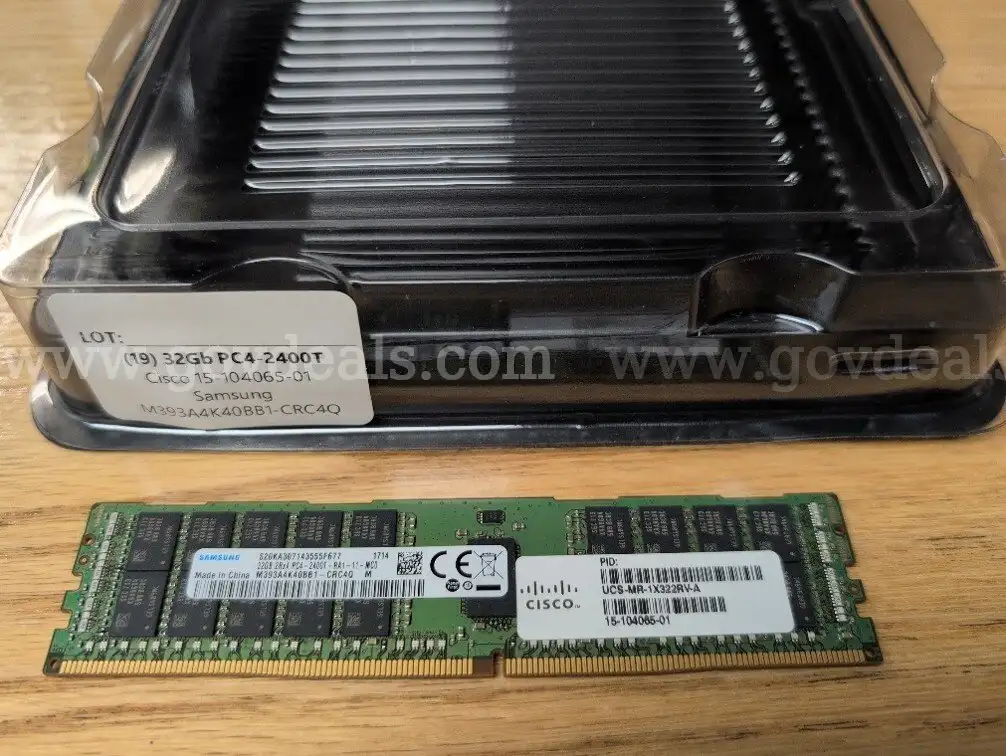 Lot of (19) 32GB DDR4-2400 ECC RDIMM Samsung M393A4K40BB1-CRC4Q | Cisco UCS-MR-1X322RV-A