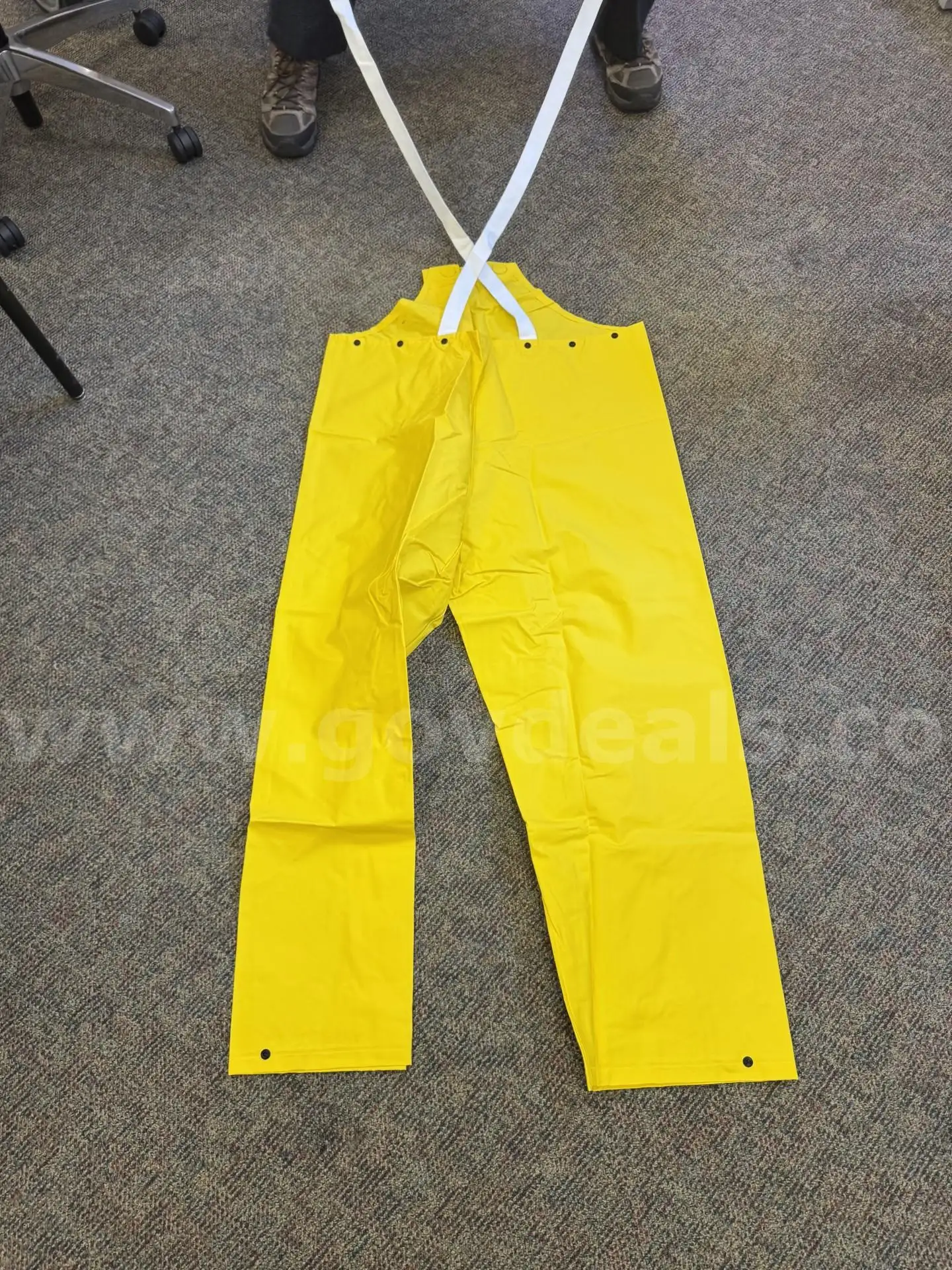 10 - Rain Bibs - Size L