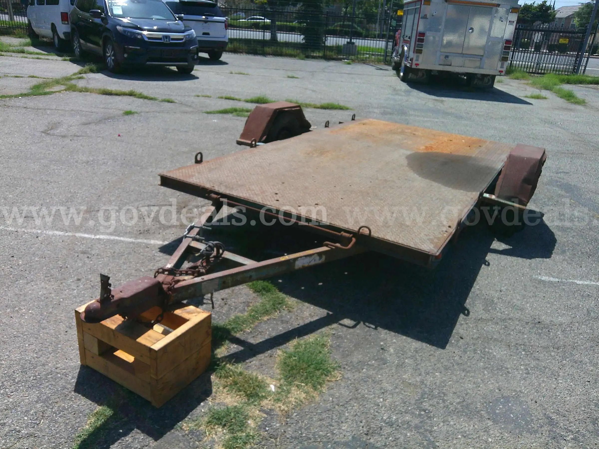 1976 AROS TILT TRAILER