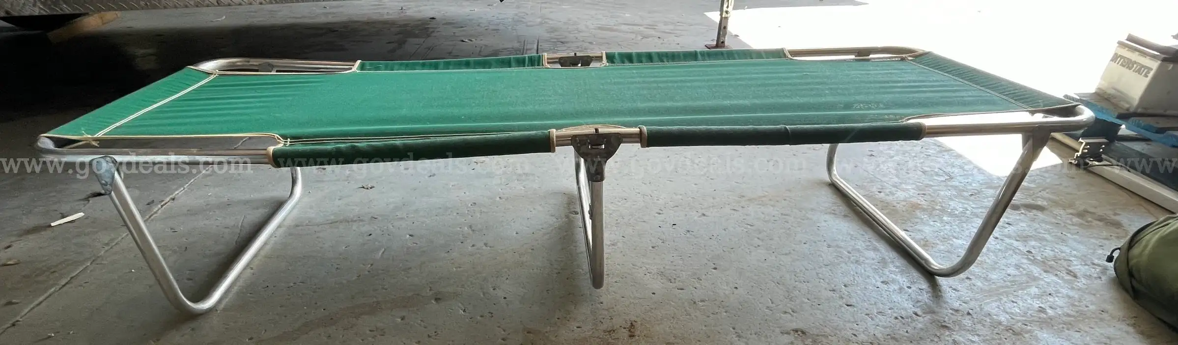 8 Aluminum Folding Cot