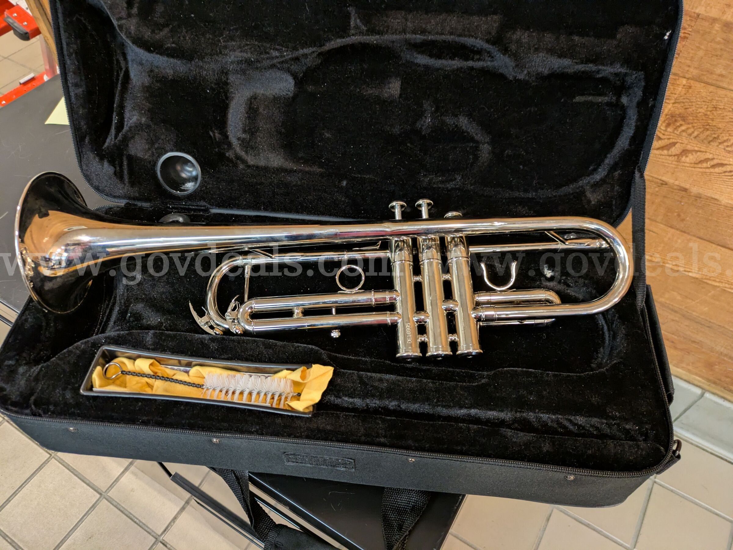 Used Trumpet-Stuck Valve