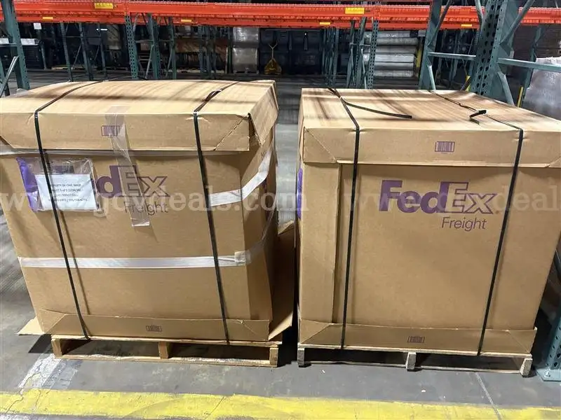 2 pallets of Monitors and AIOs