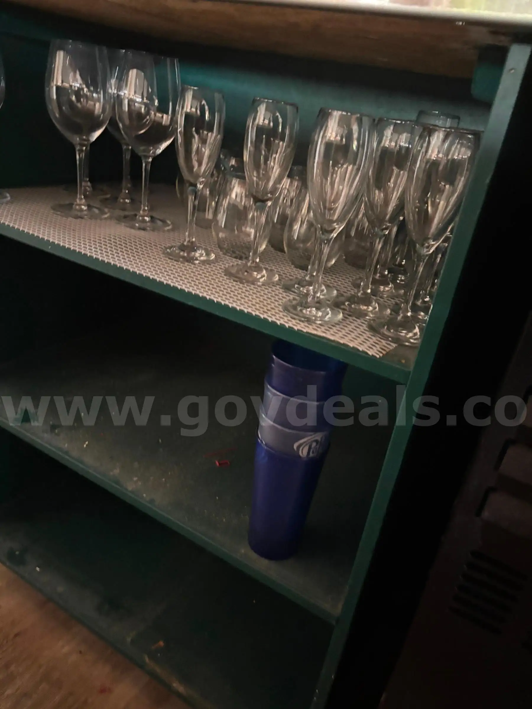 Barware - cups glasses plastic cups