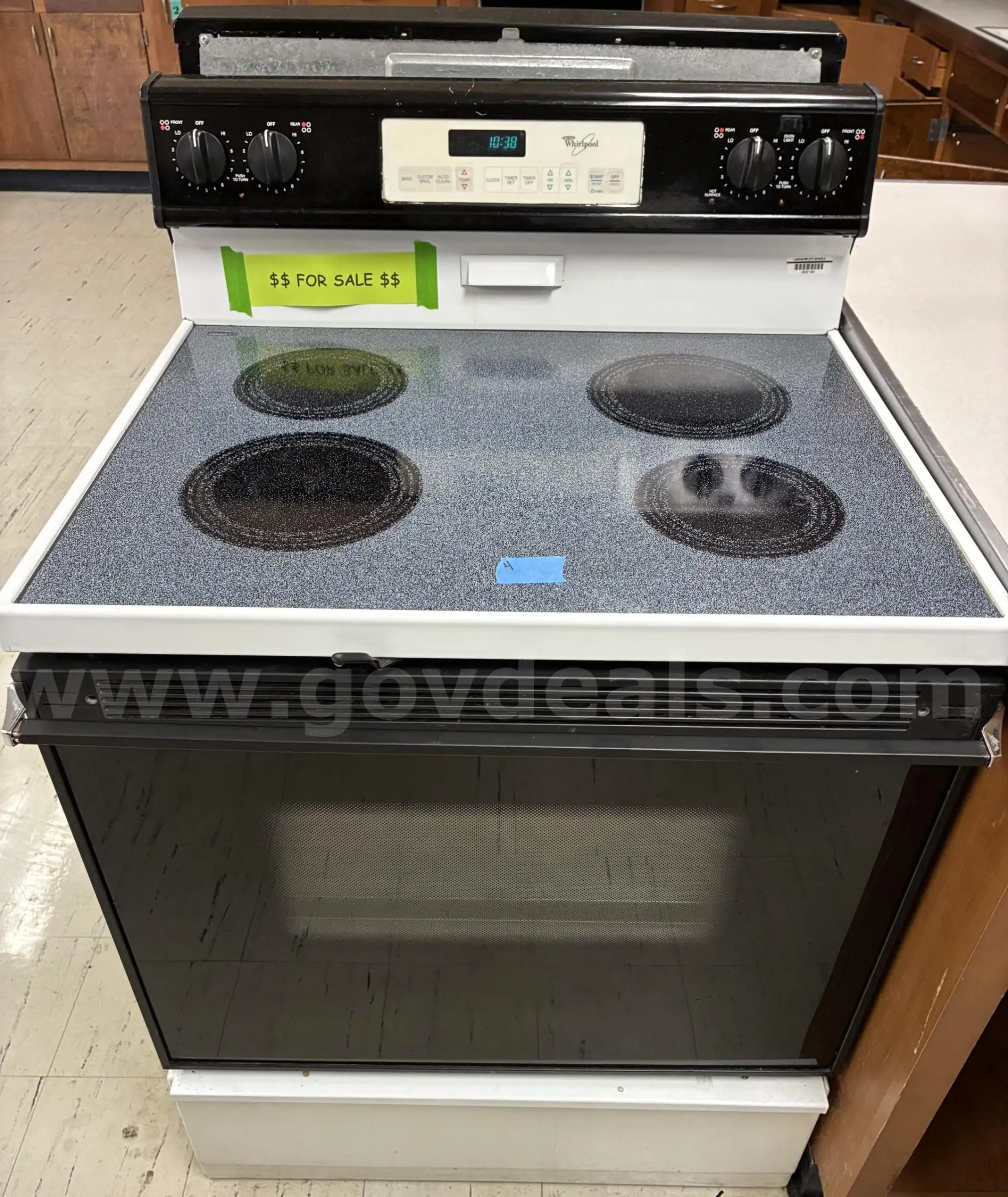 Whirlpool Stove #4 - Room 158