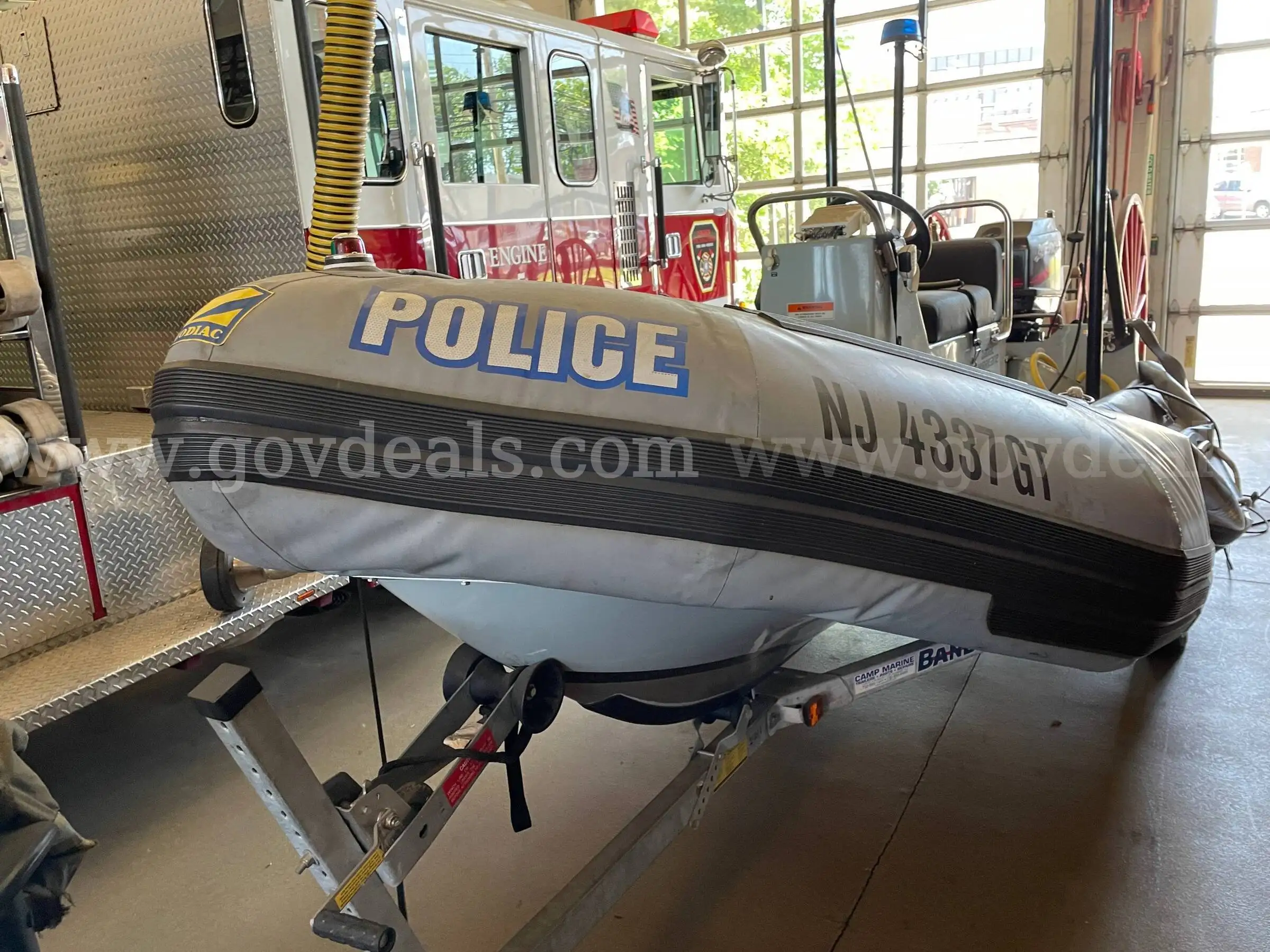 Zodiac Hurricane 472 w Mercury 60 HP Outboard & Trailer