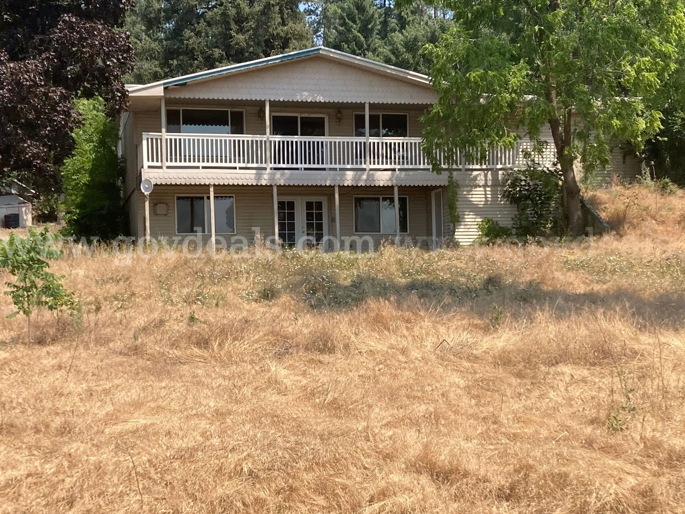 5215 N. Sullivan Road Spokane Washington - 2 Bed 2 Bath House