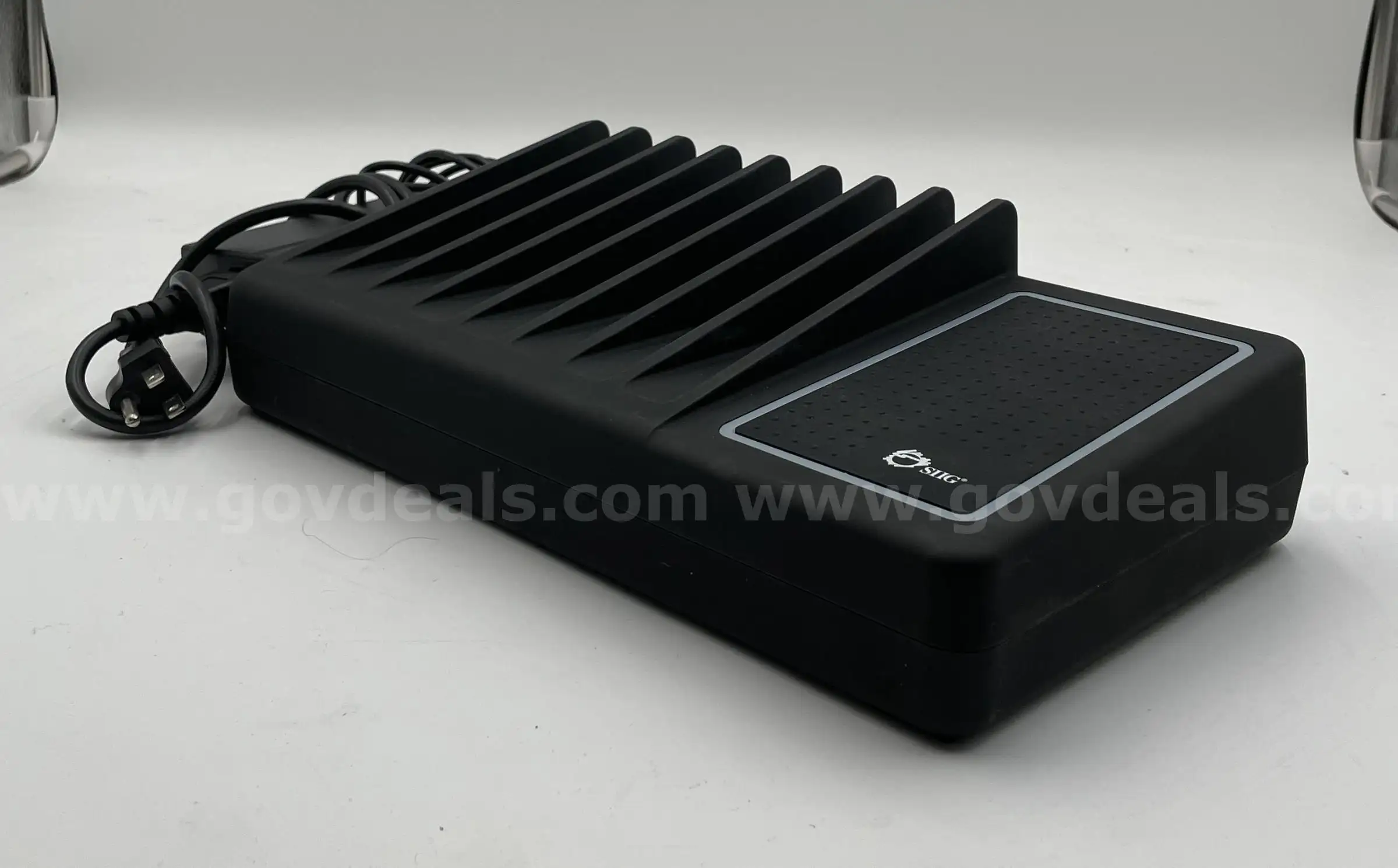USB Fast Charging Port - 5V DC 2.4A (10 Ports)