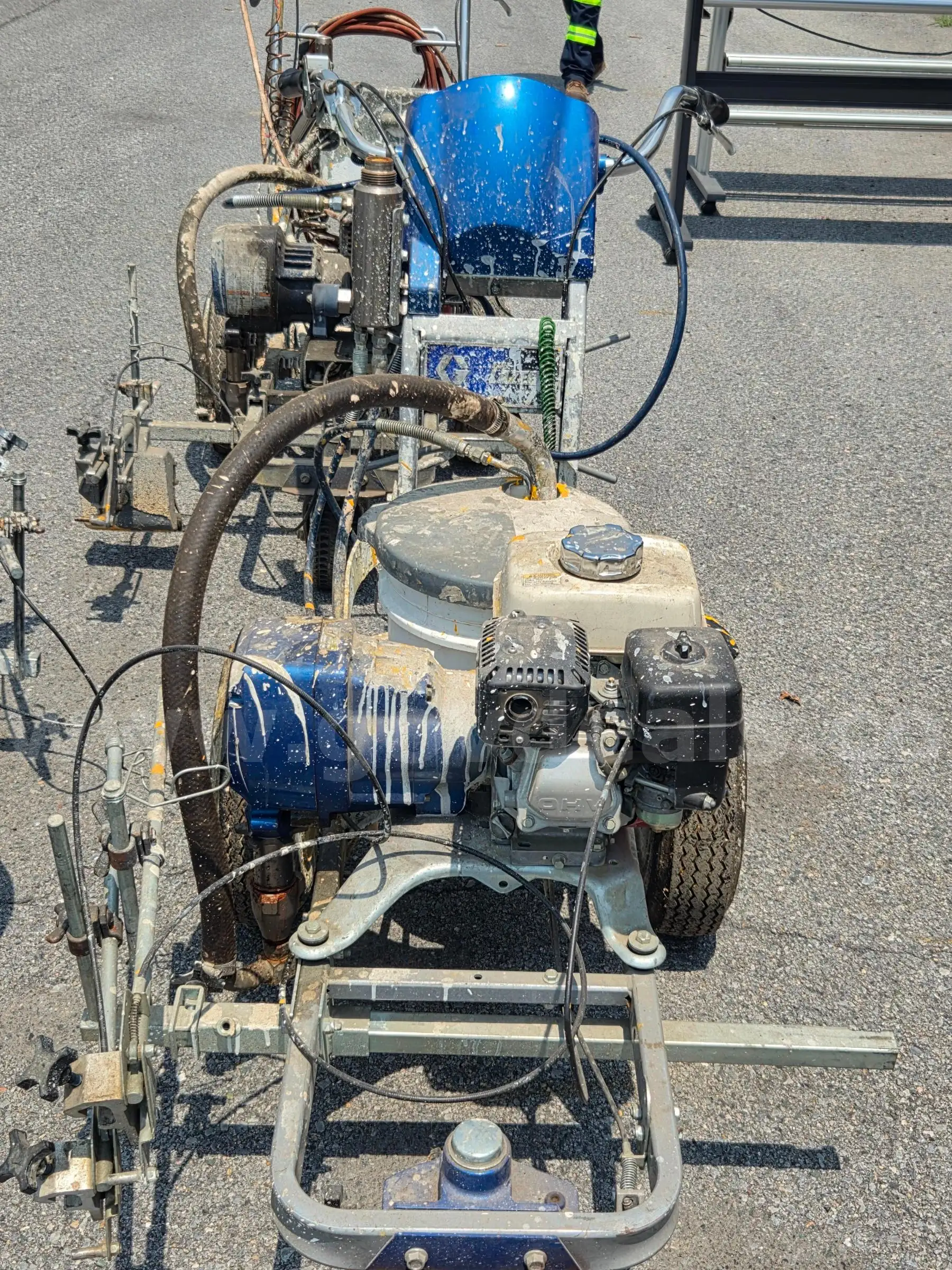 GRACO 3900 LINE LAZER PAINT MACHINE