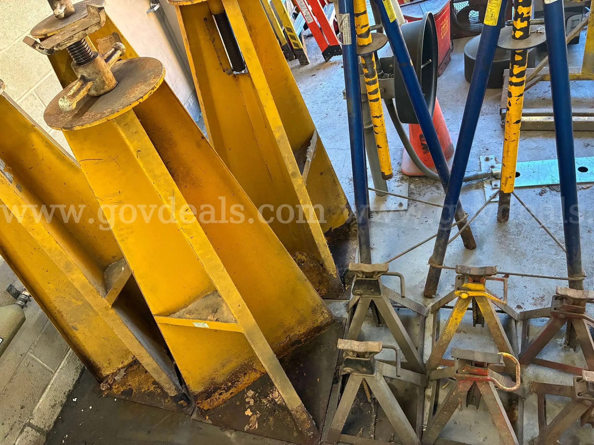 Vehicle stands