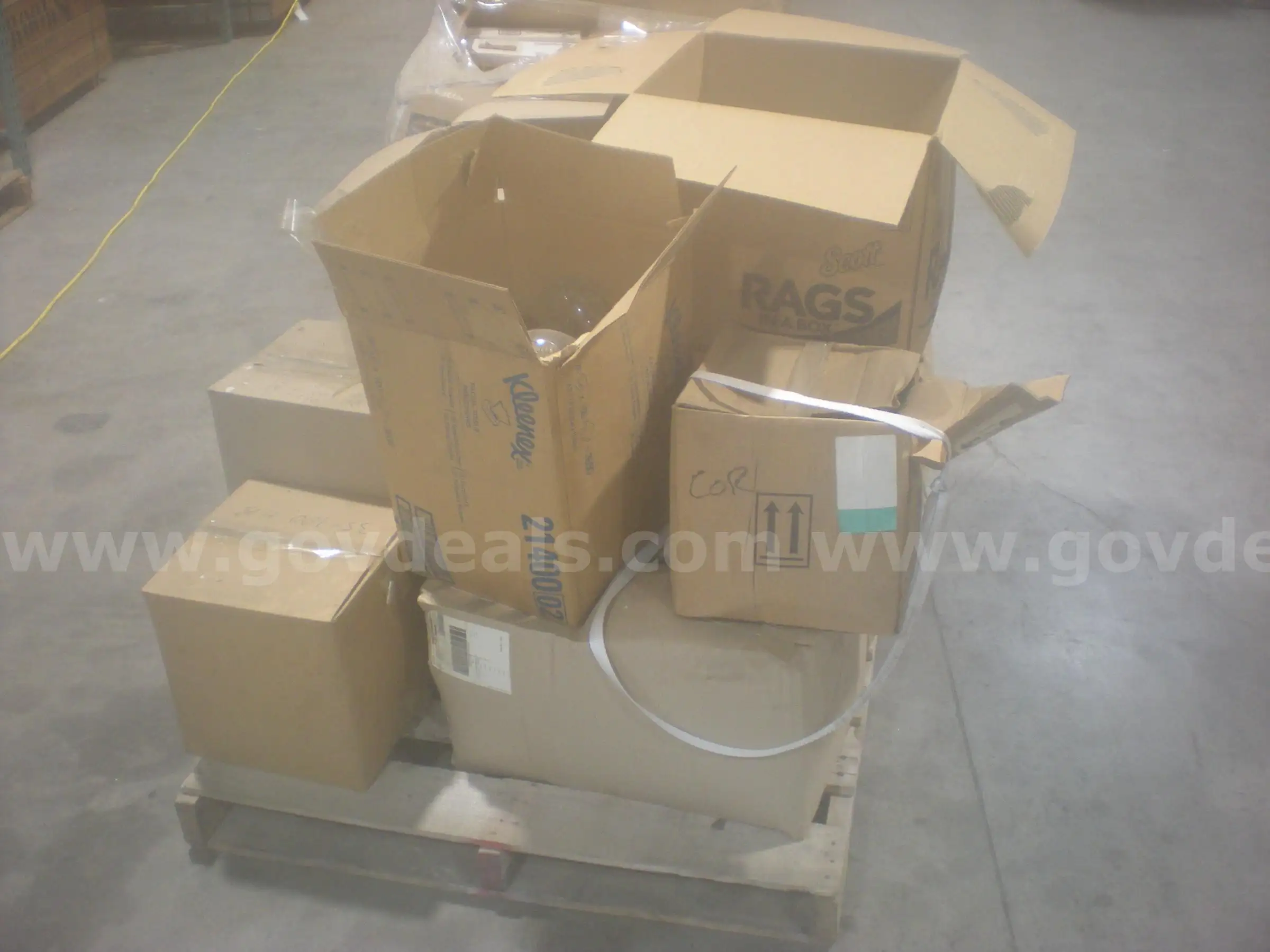 Pallet of Lighting Parts #6