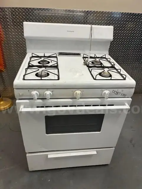 Gas Oven One of the burners does not work