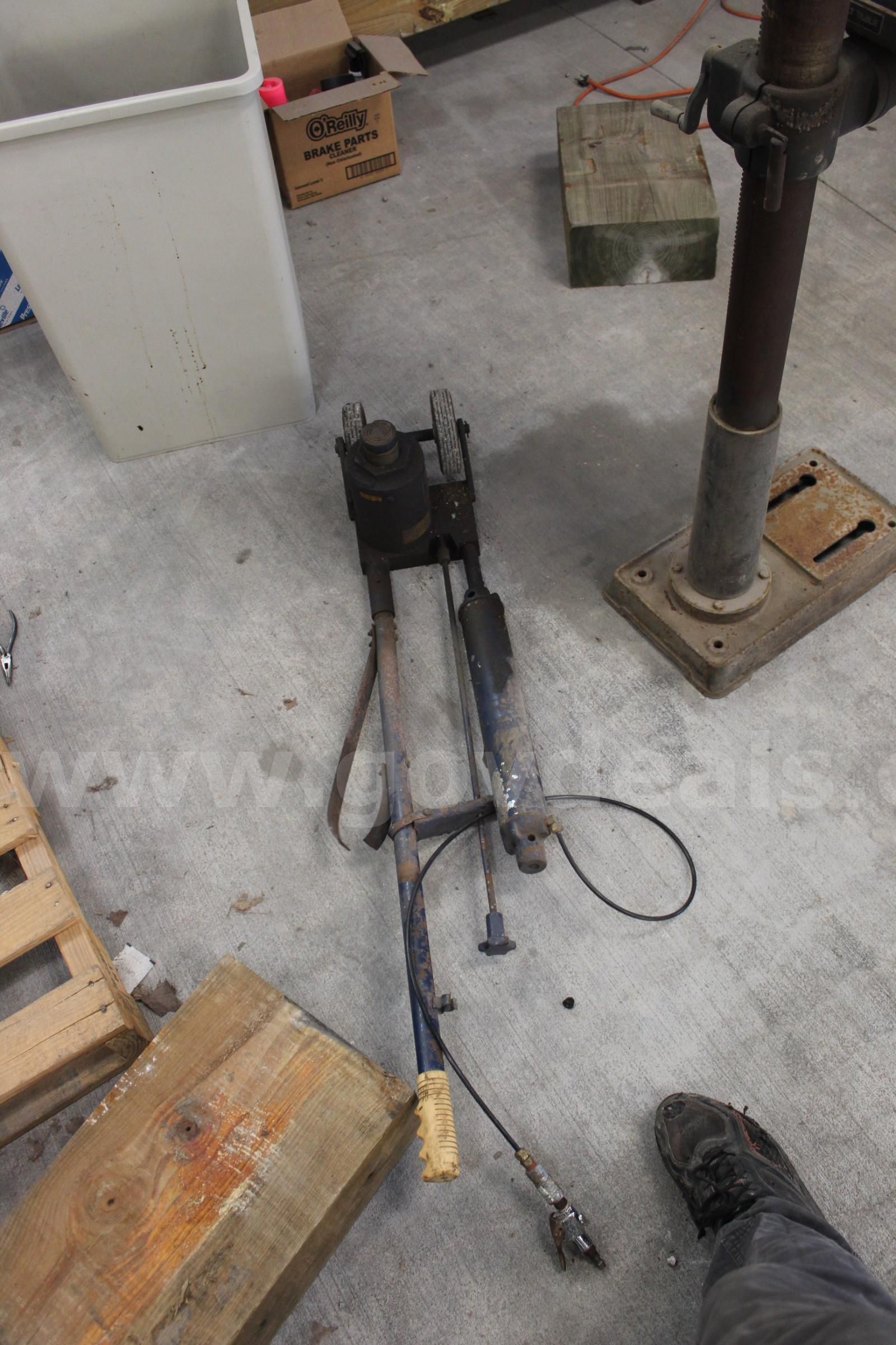 Lincoln Air Operated Jack