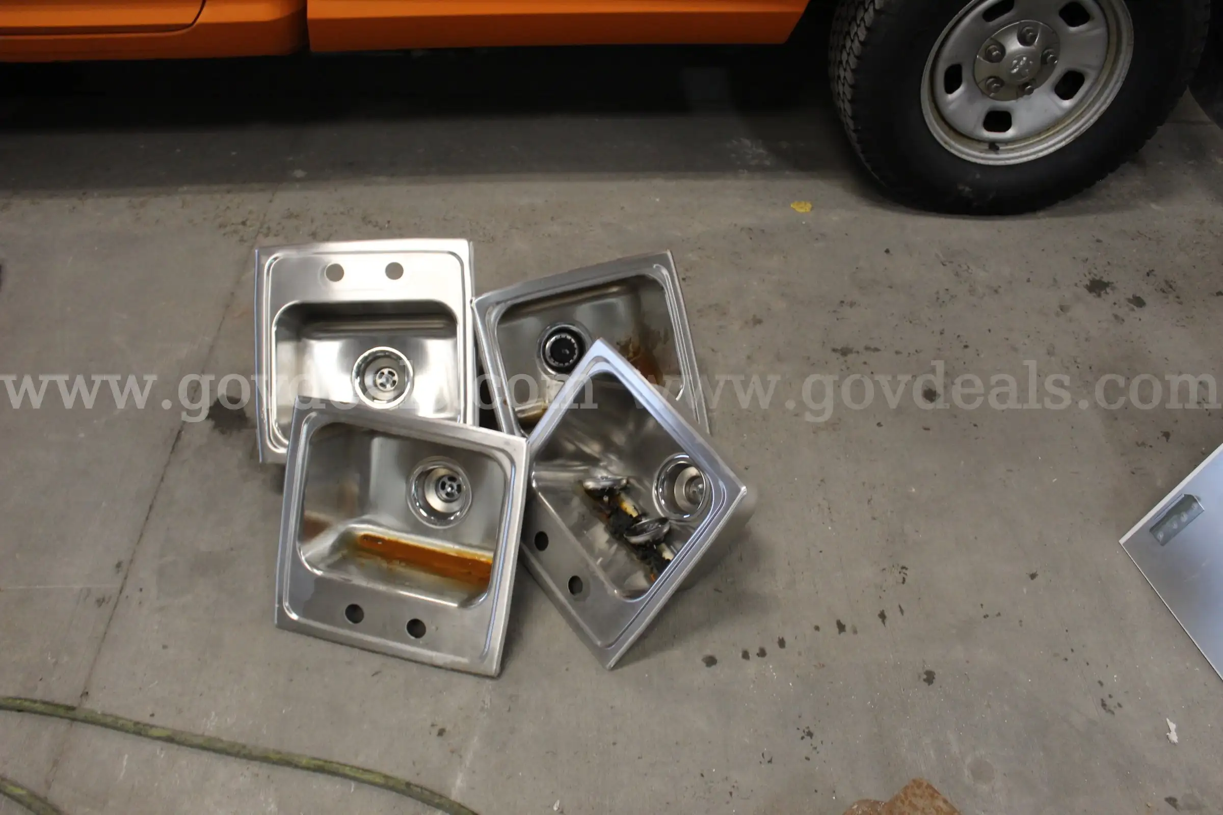 Stainless Steel Sinks