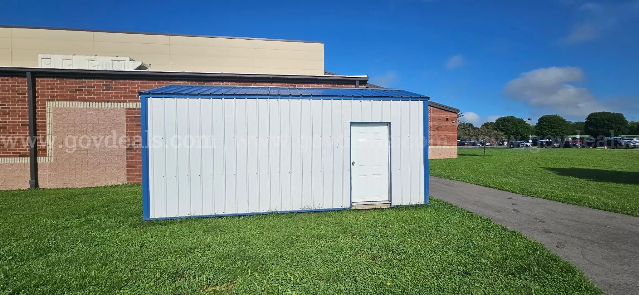 SHED 10x20x9