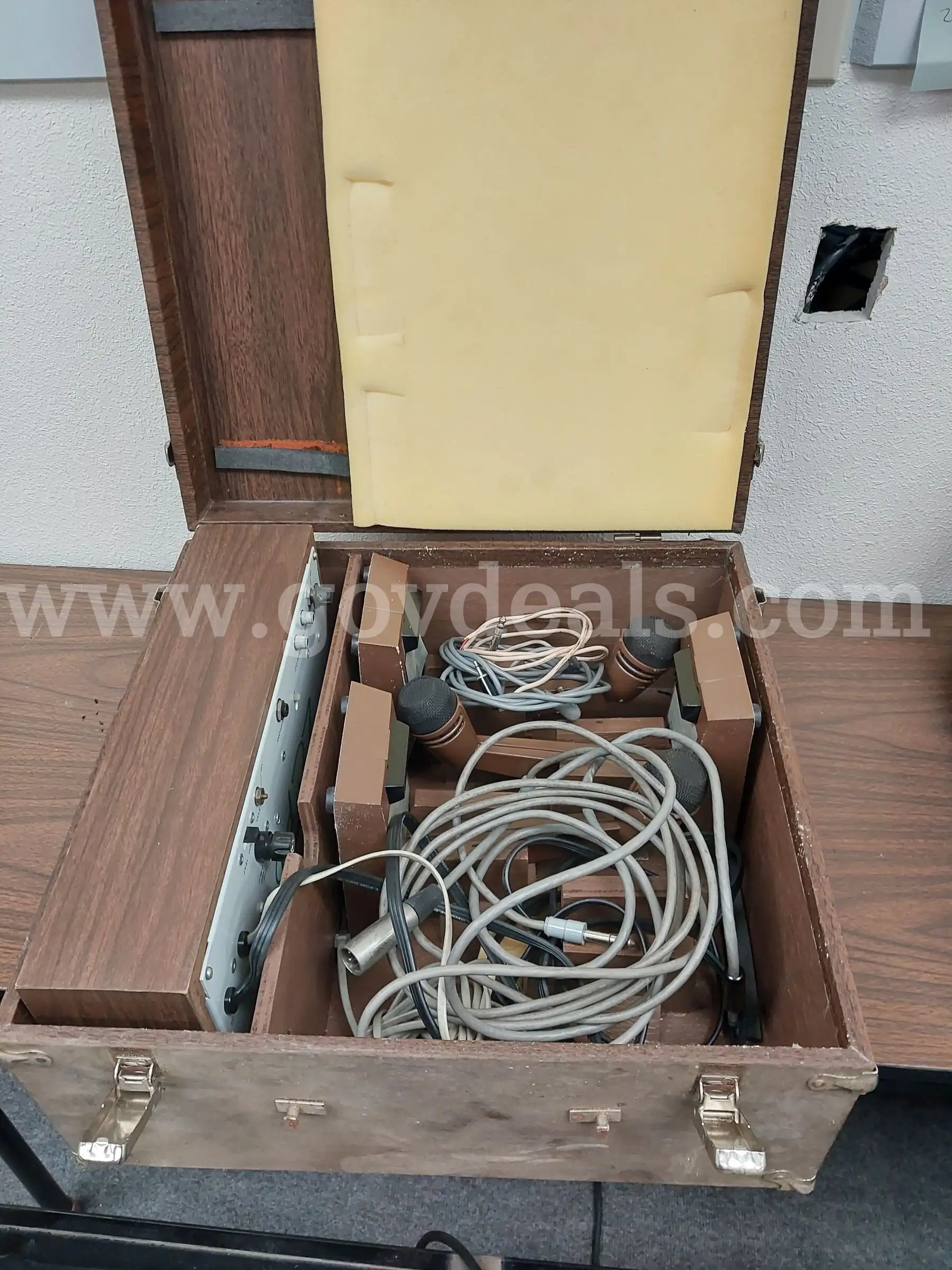 Darome 611 Communication Conferencing Console