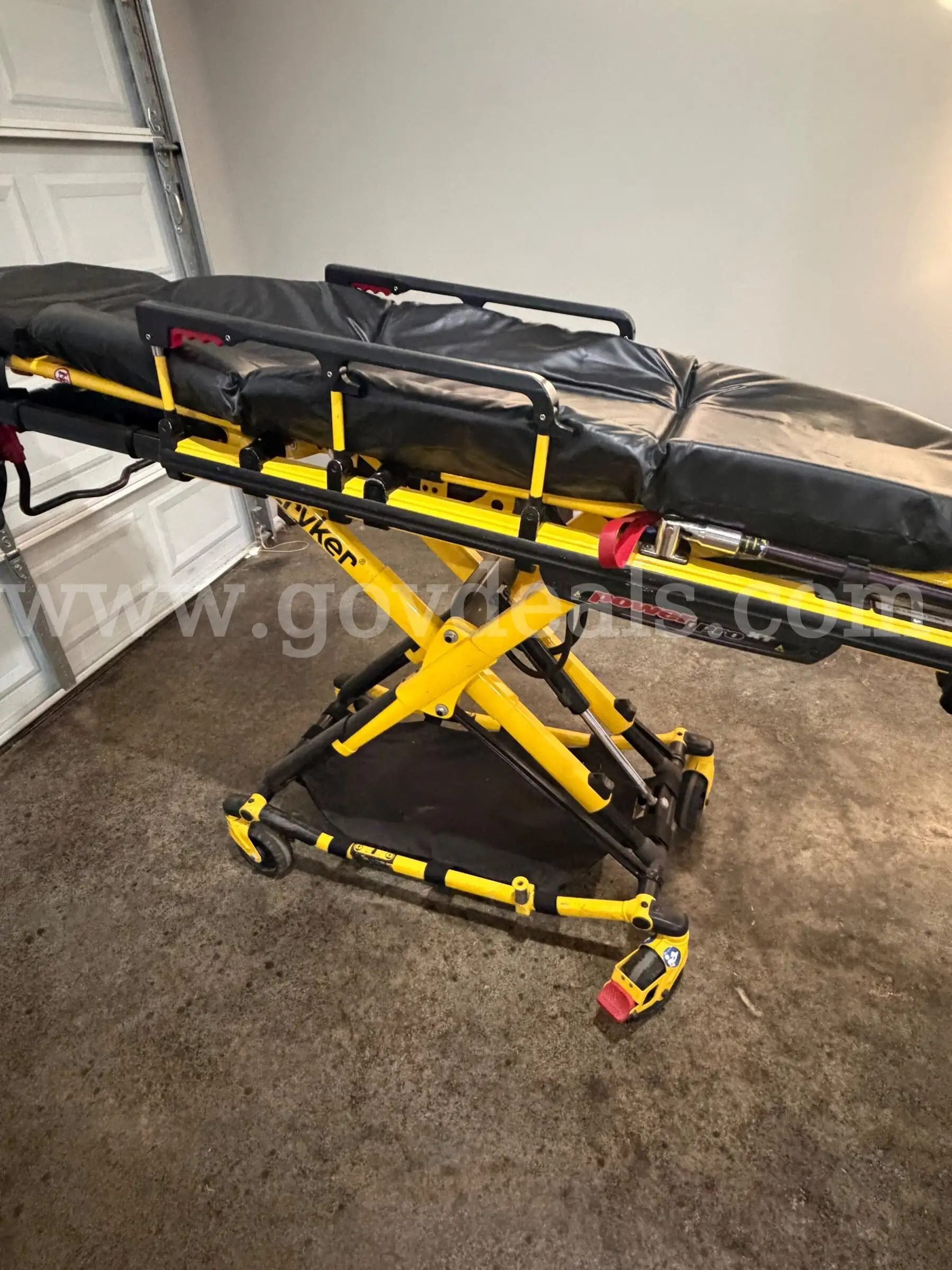 Stryker Power Pro Stretcher