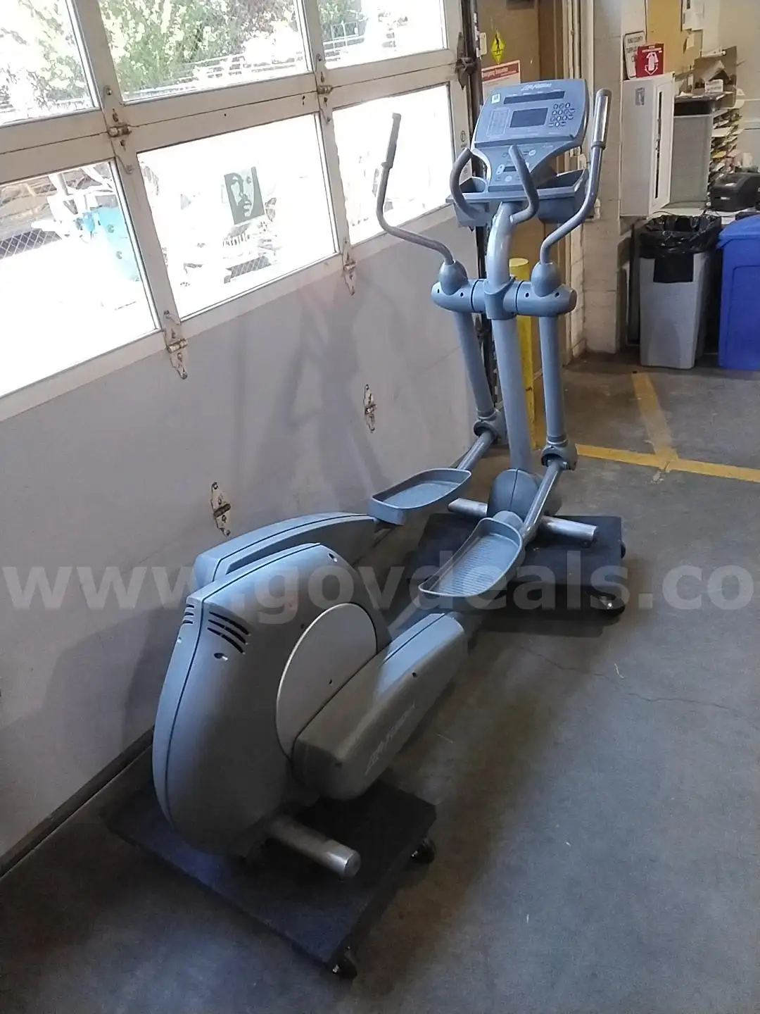 Lifetime Fitness Eliptical