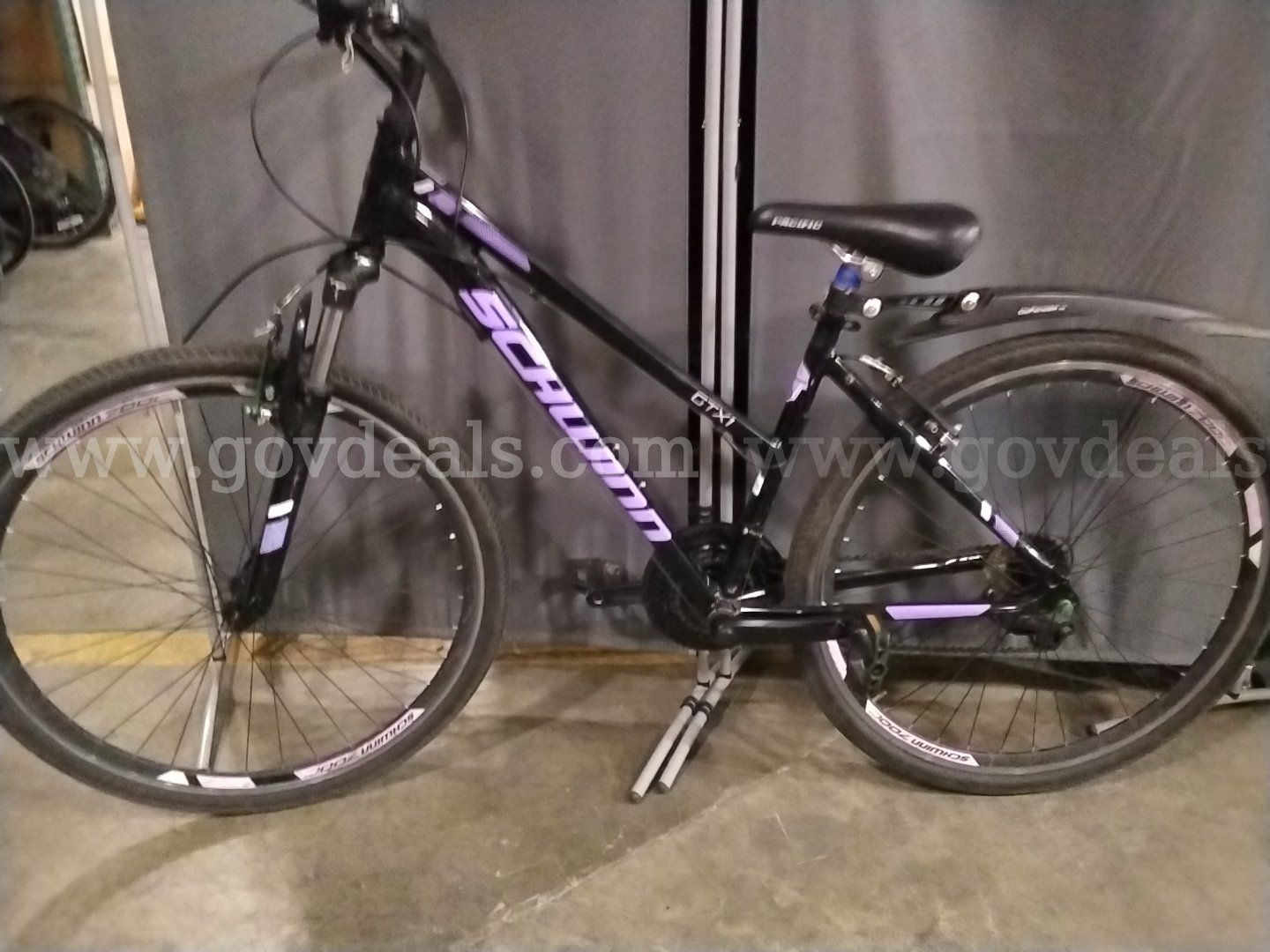Schwinn CTX1 Bike