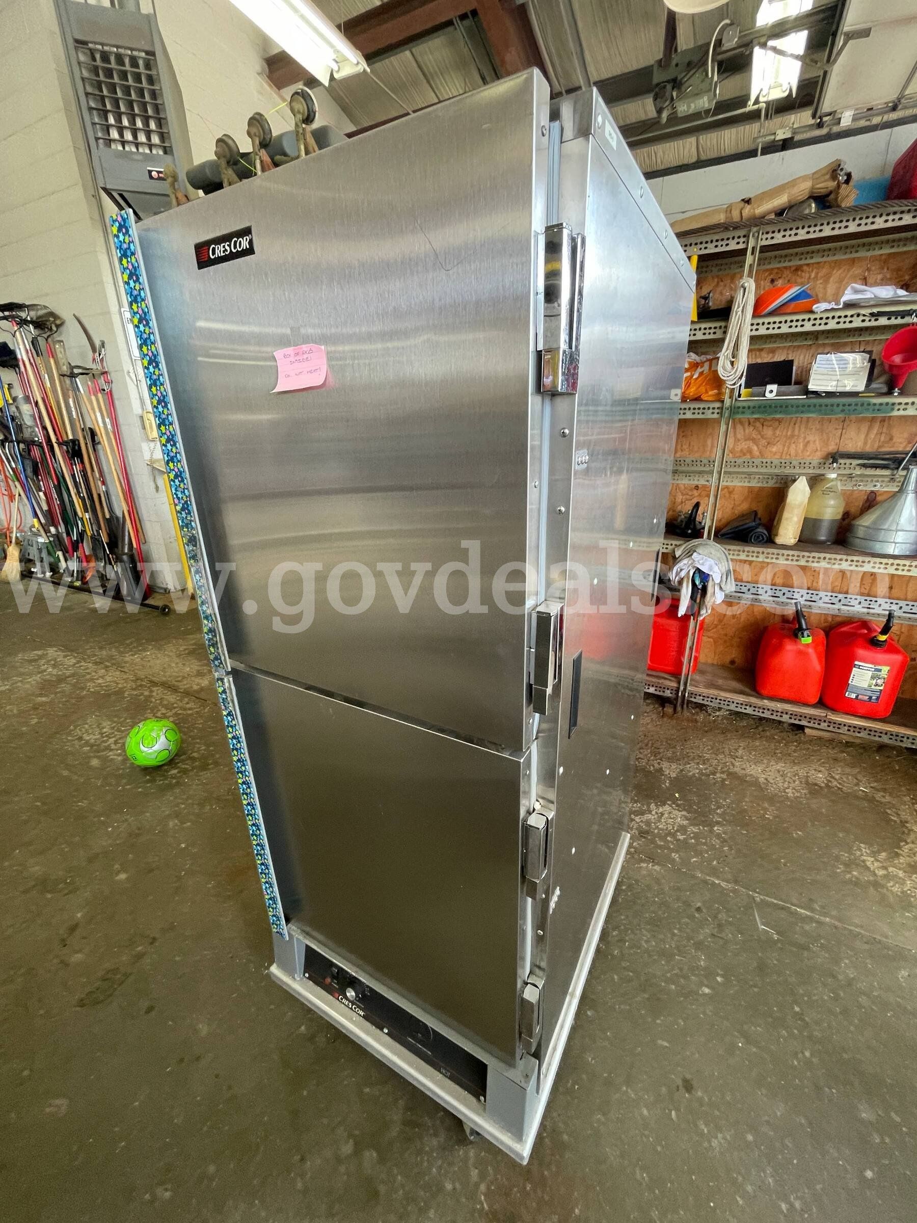 Crescor Holding Cabinet
