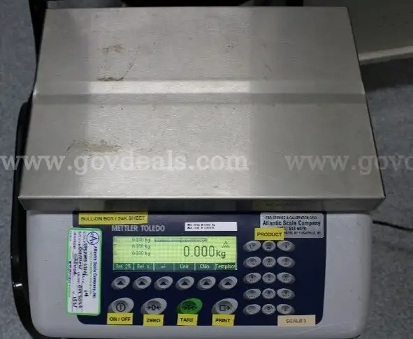 Mettler Toledo heavy duty bench mount weighing scale