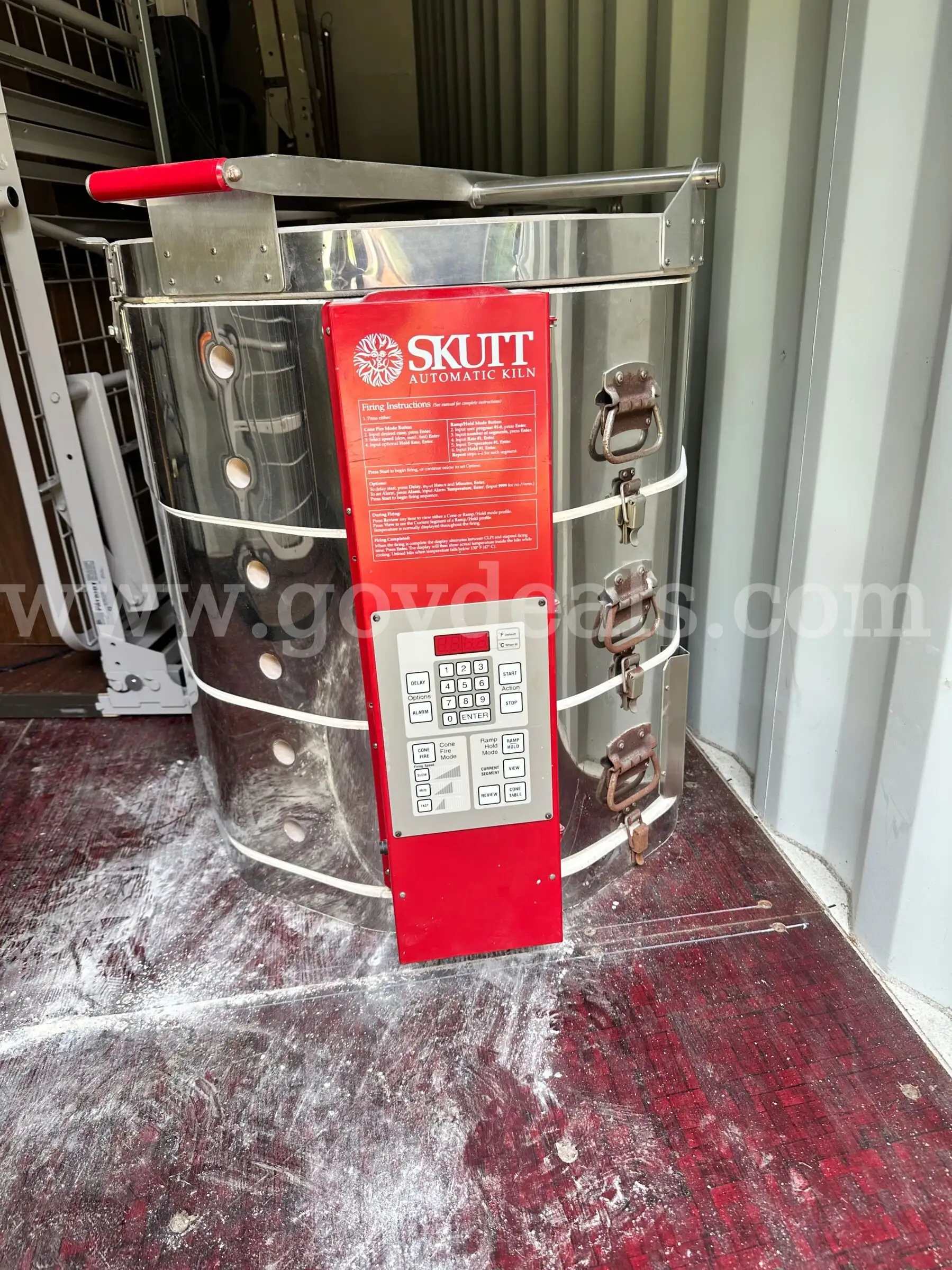 SKUTT KM-1027