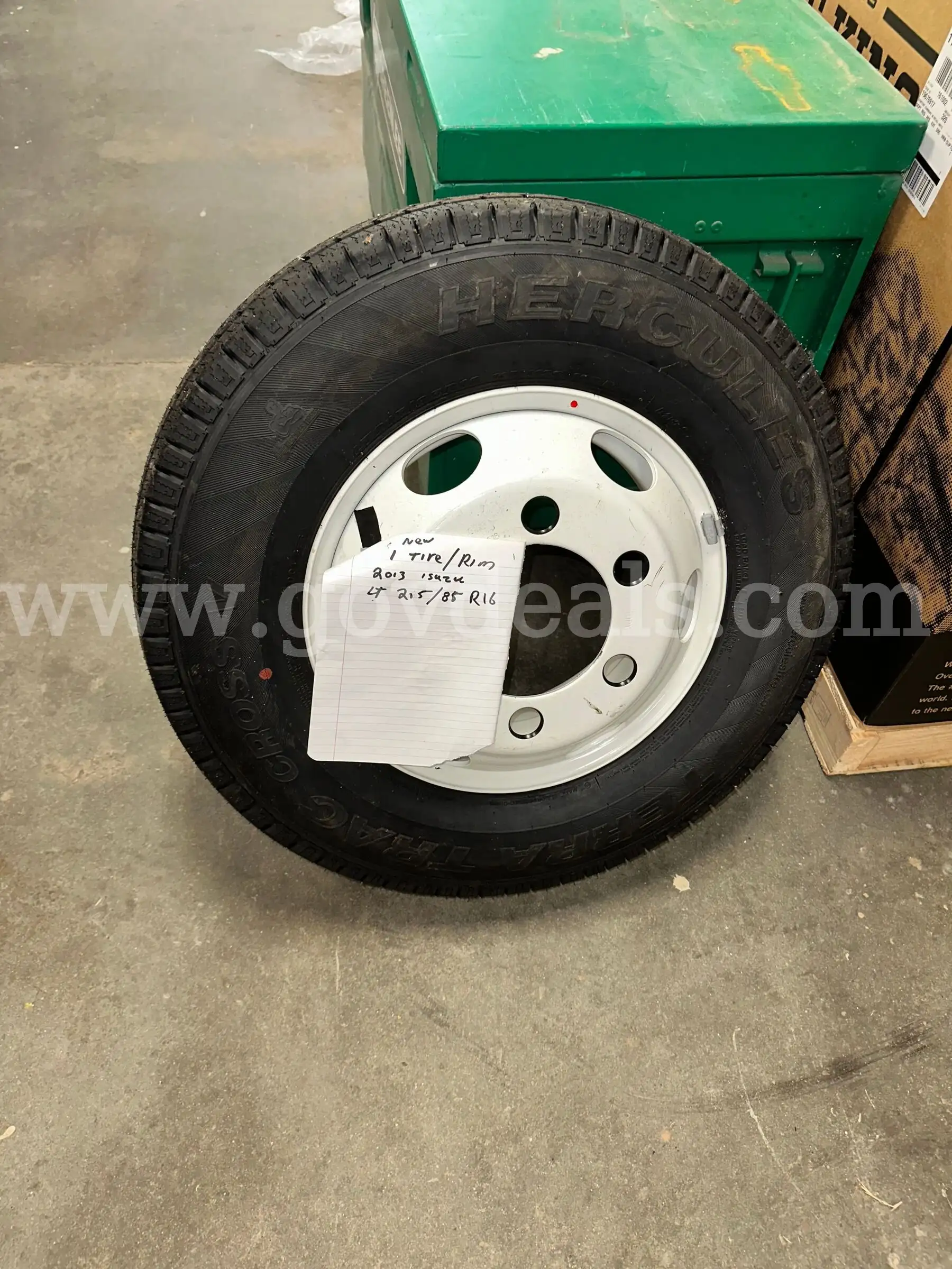 NEW Tire Rim for 2013 Isuzu Box Truck
