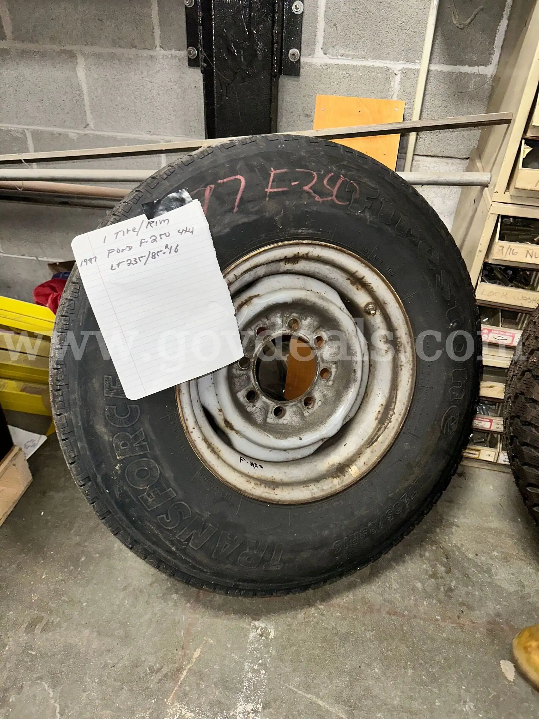 Tire Rim for 1997 ford F250 4x4