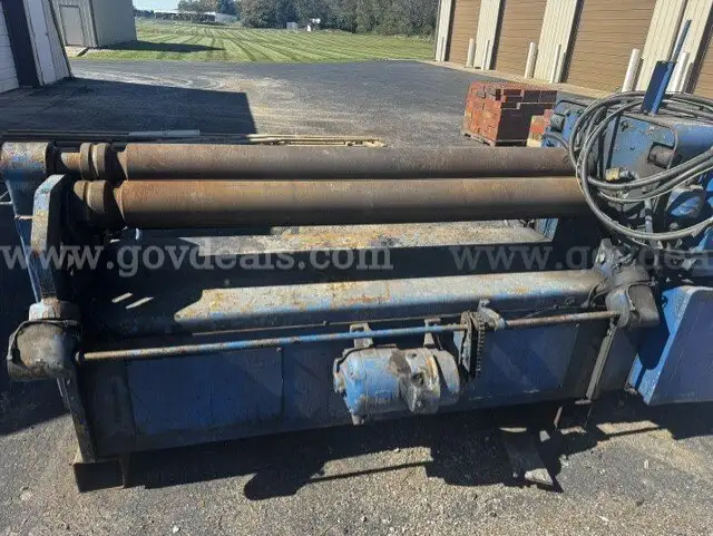 Niagara Industrial Powered Bending Rolls Heavy-duty Niagara powered bending plate roll machine desig