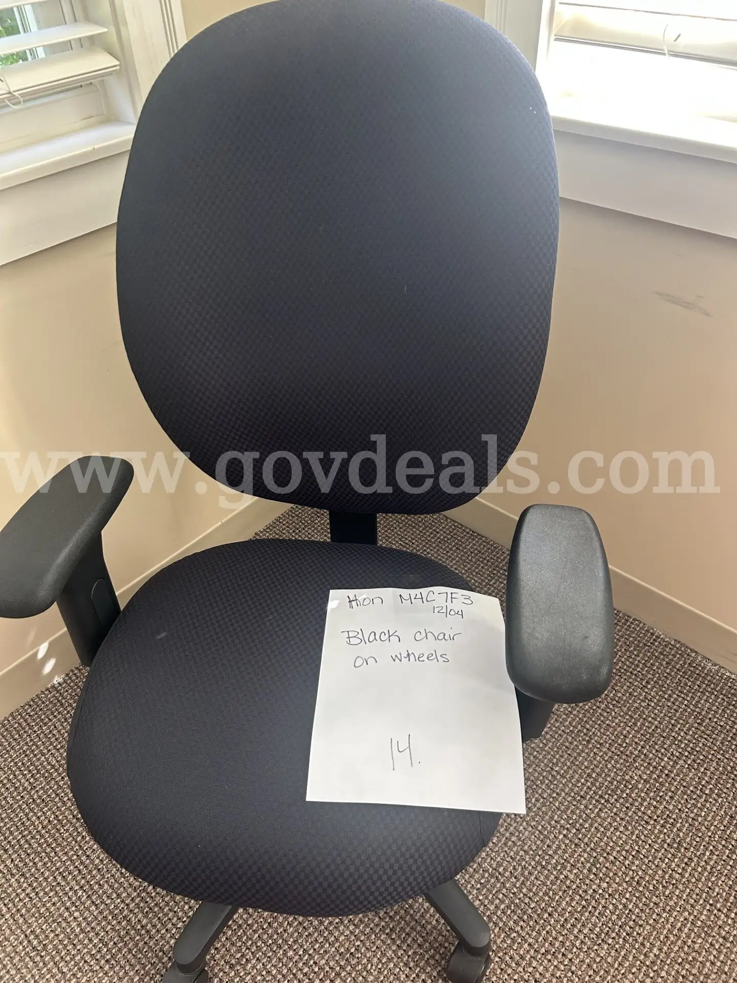 Hon office chair black