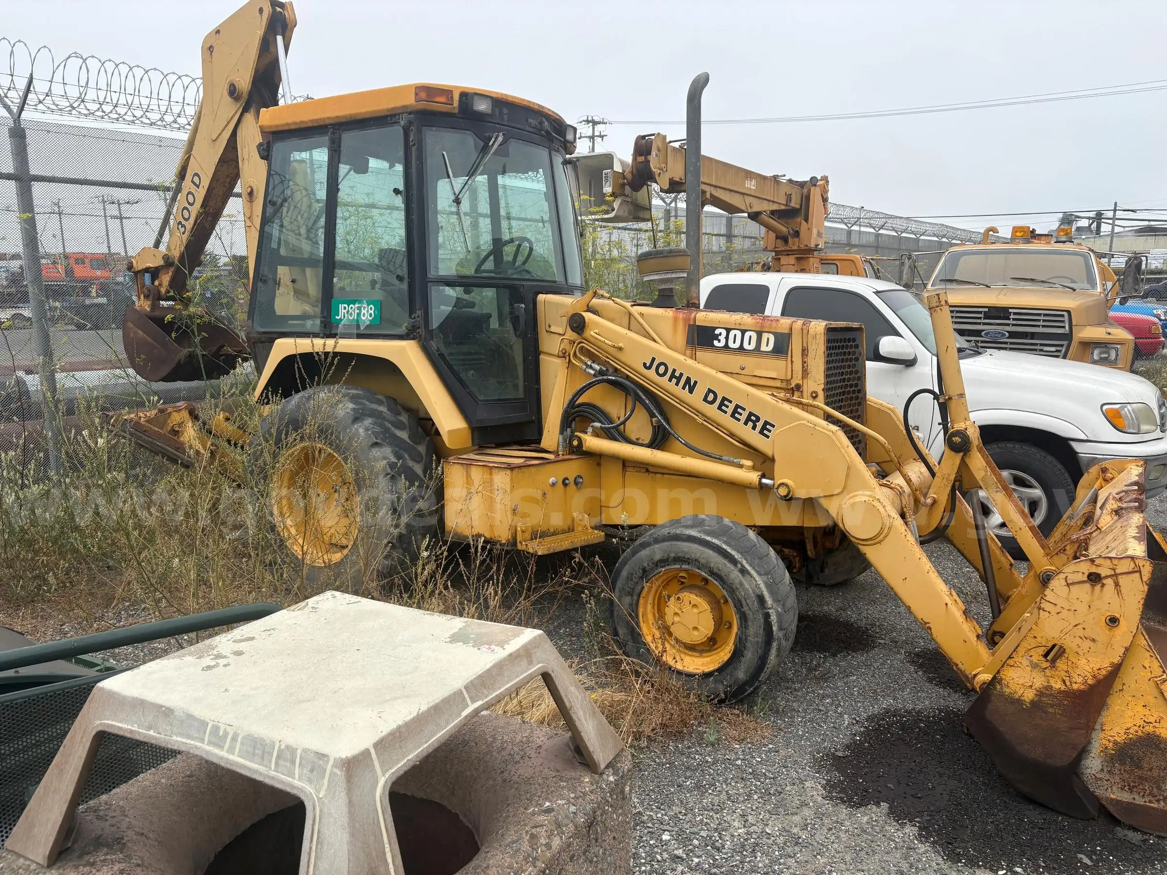 1991 John Deere 300D 4x4