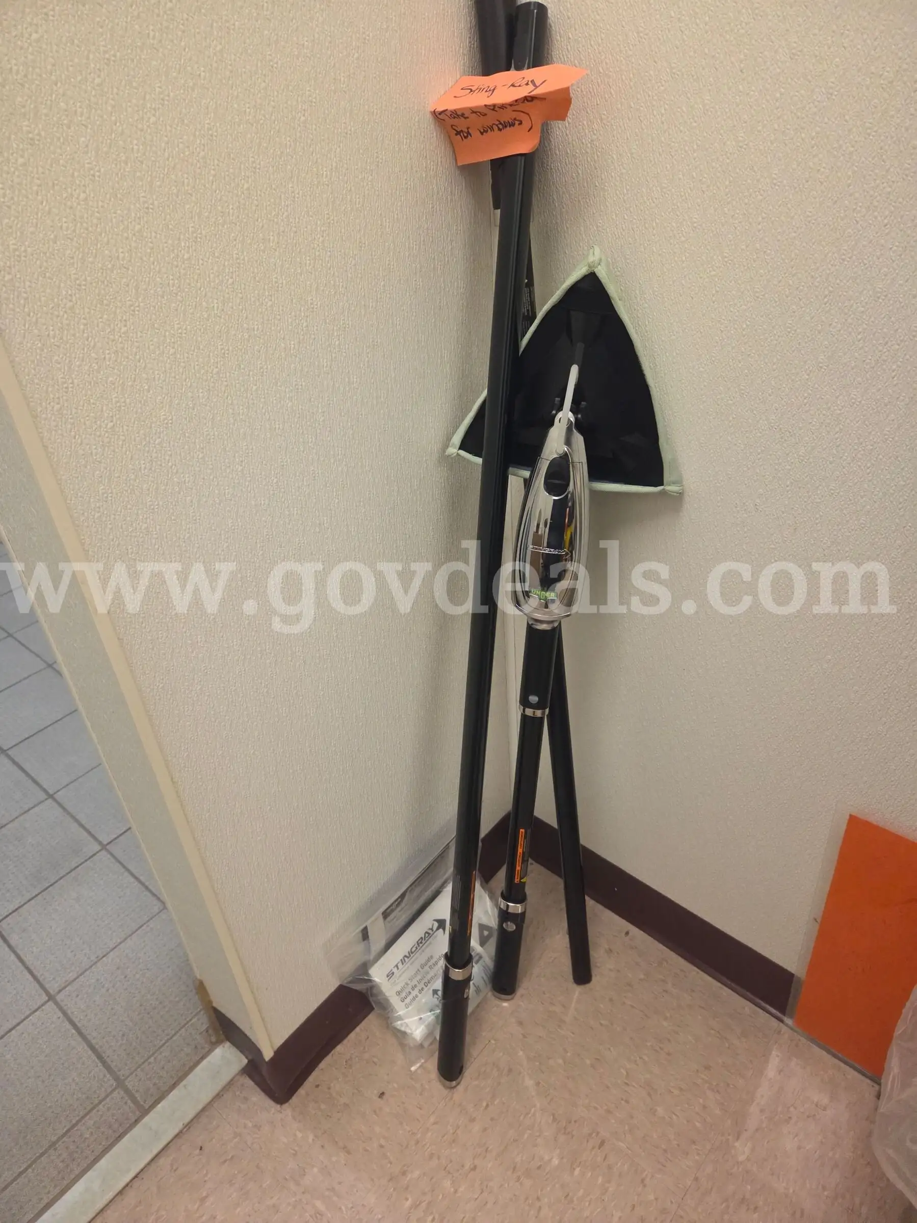 Stingray Window Cleaning Wand