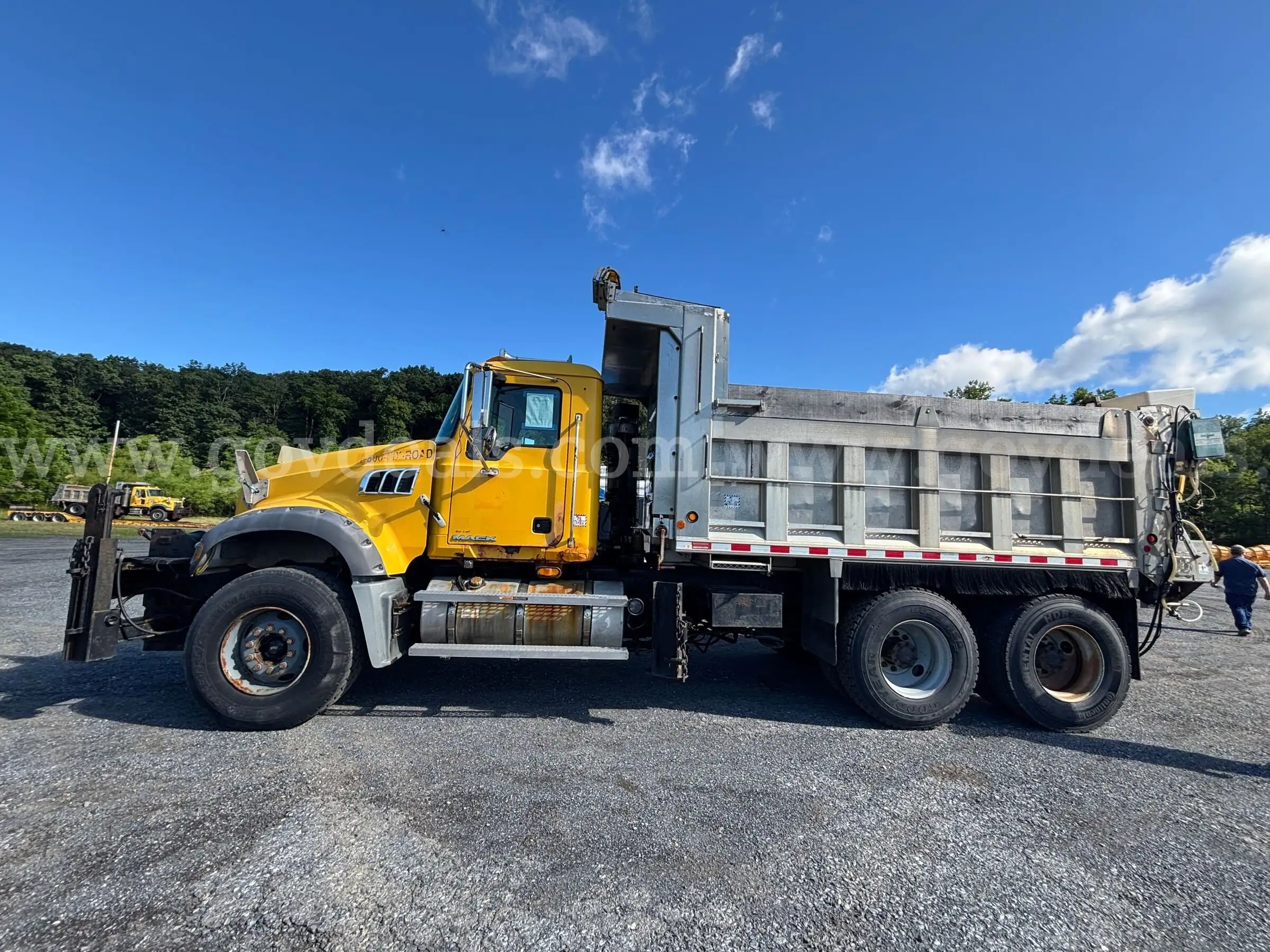 2010 Mack Plink GU713