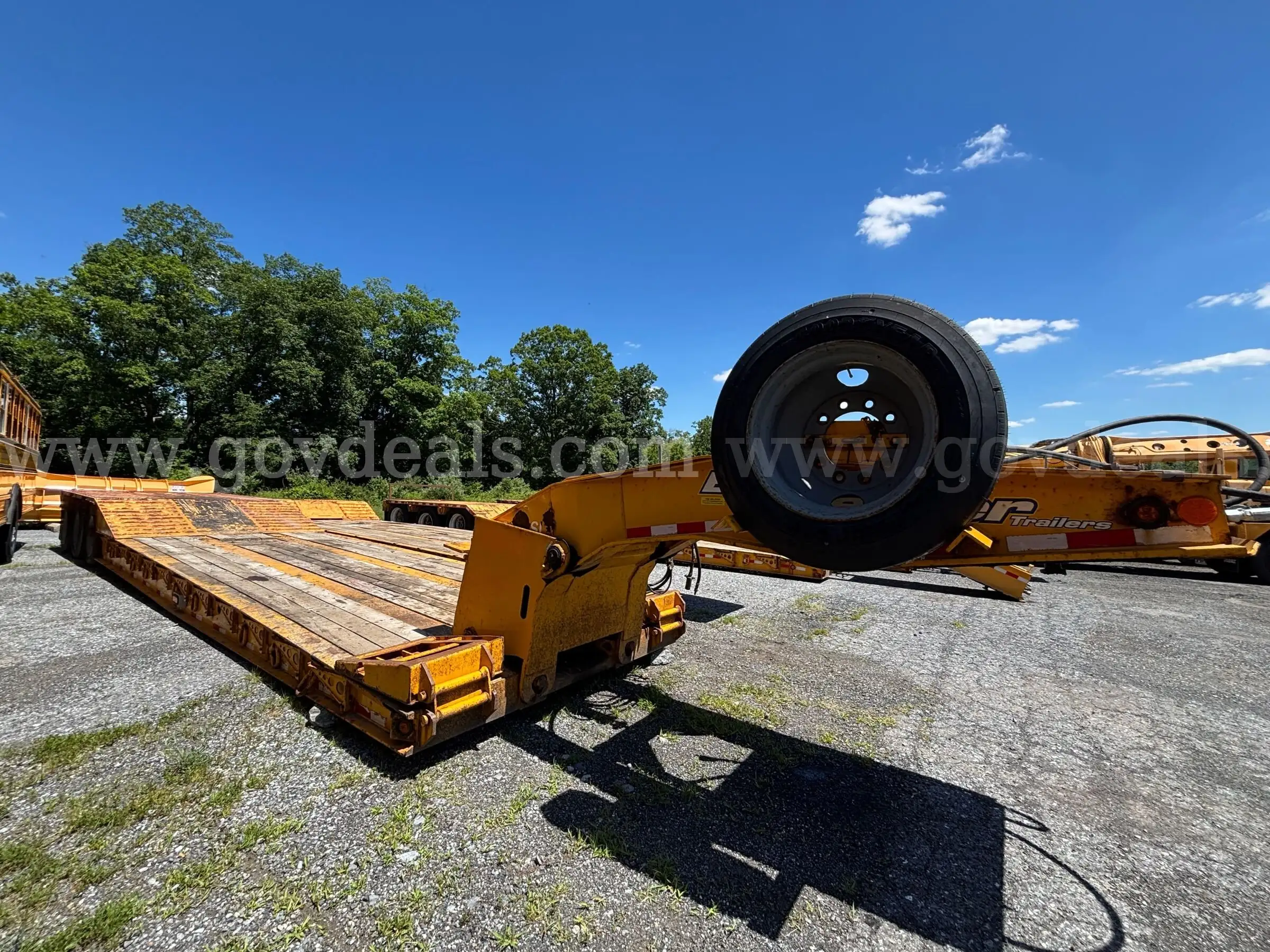 2001 Eager Beaver 50GSL 3 Lowboy Trailer Good Deck