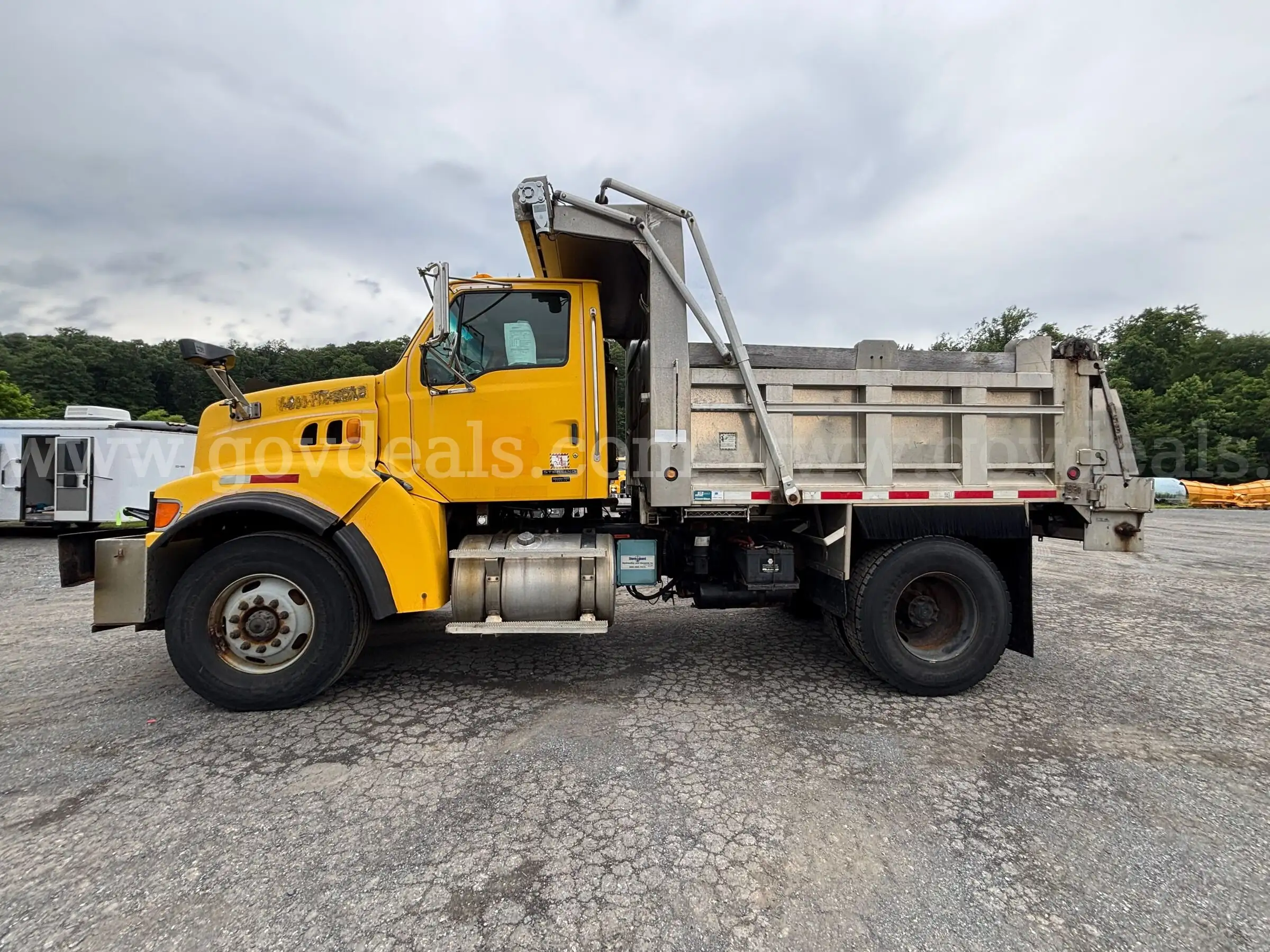 2007 Sterling Hende L8500 Dump