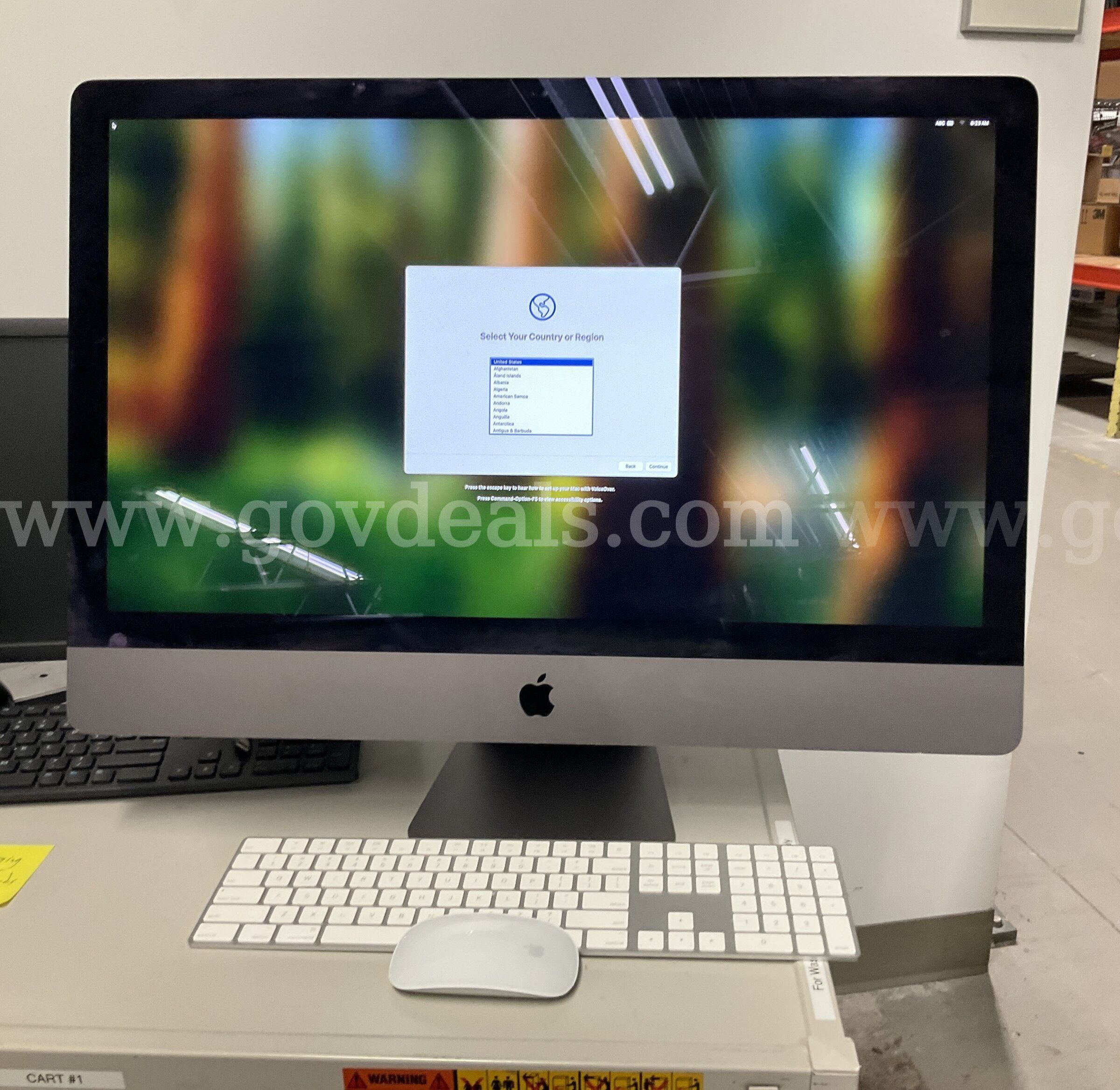 Apple iMac Pro 27 5K Retina 1 1 3.2Ghz Intel Xeon W-21408 8core 32 GB Ram 1 TB Storage OS 15.7.4
