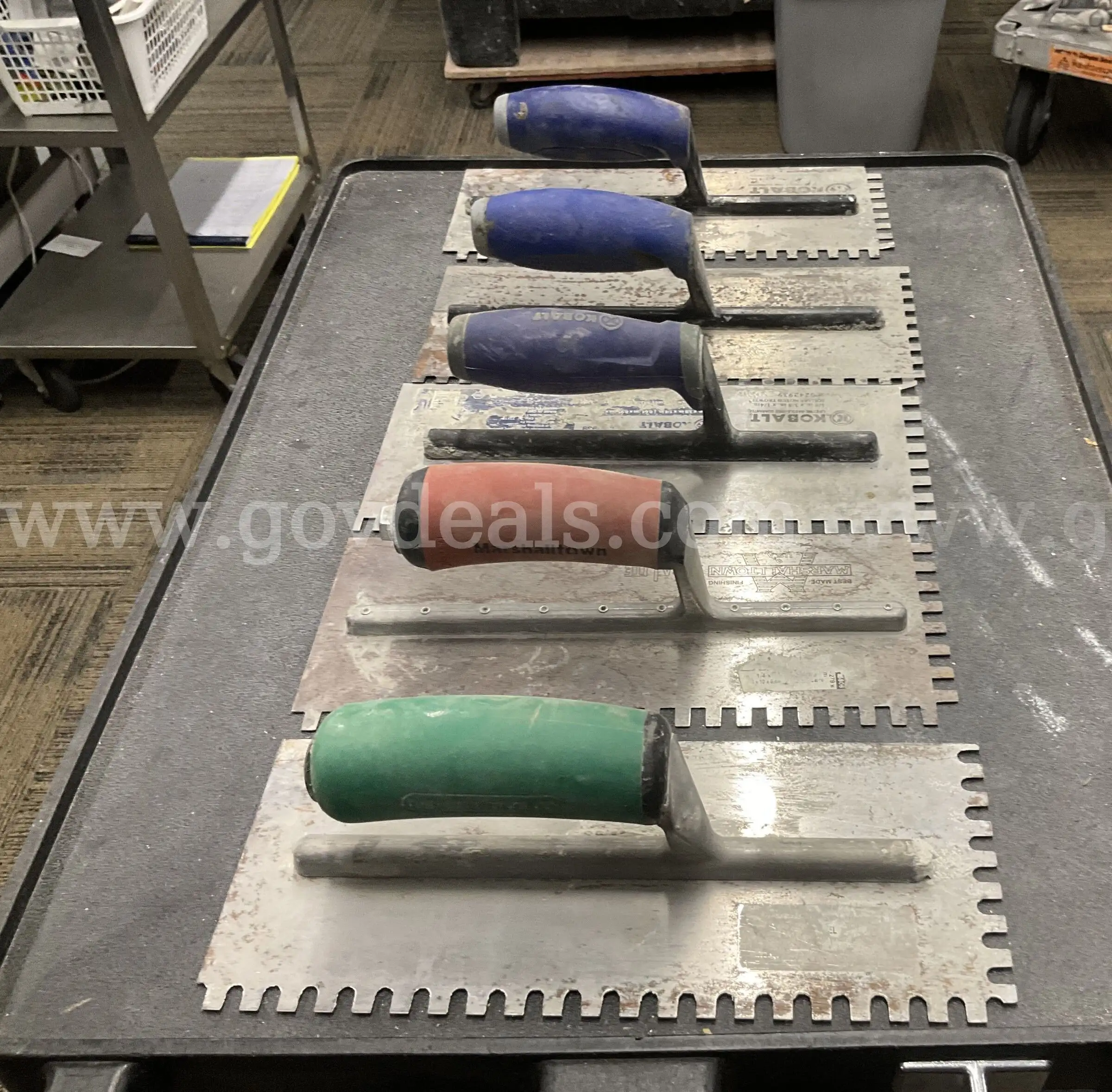 Lot of 5 Tile Trowels Marshalltown & Kobalt Notched Trowels for Flooring Masonry