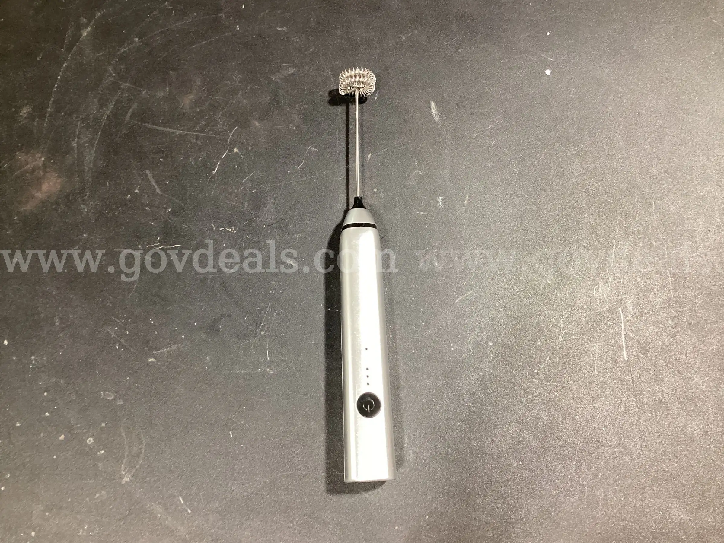 Rechargeable Handheld Electric Milk Frother LB-9023 (Untested No Charger)