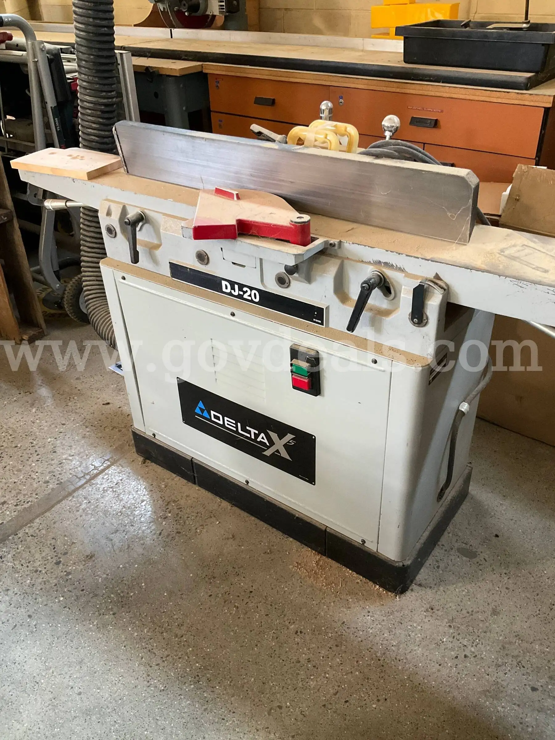 Delta X5 DJ-20 8 Industrial Jointer w Enclosed Cabinet Stand & Dust Port