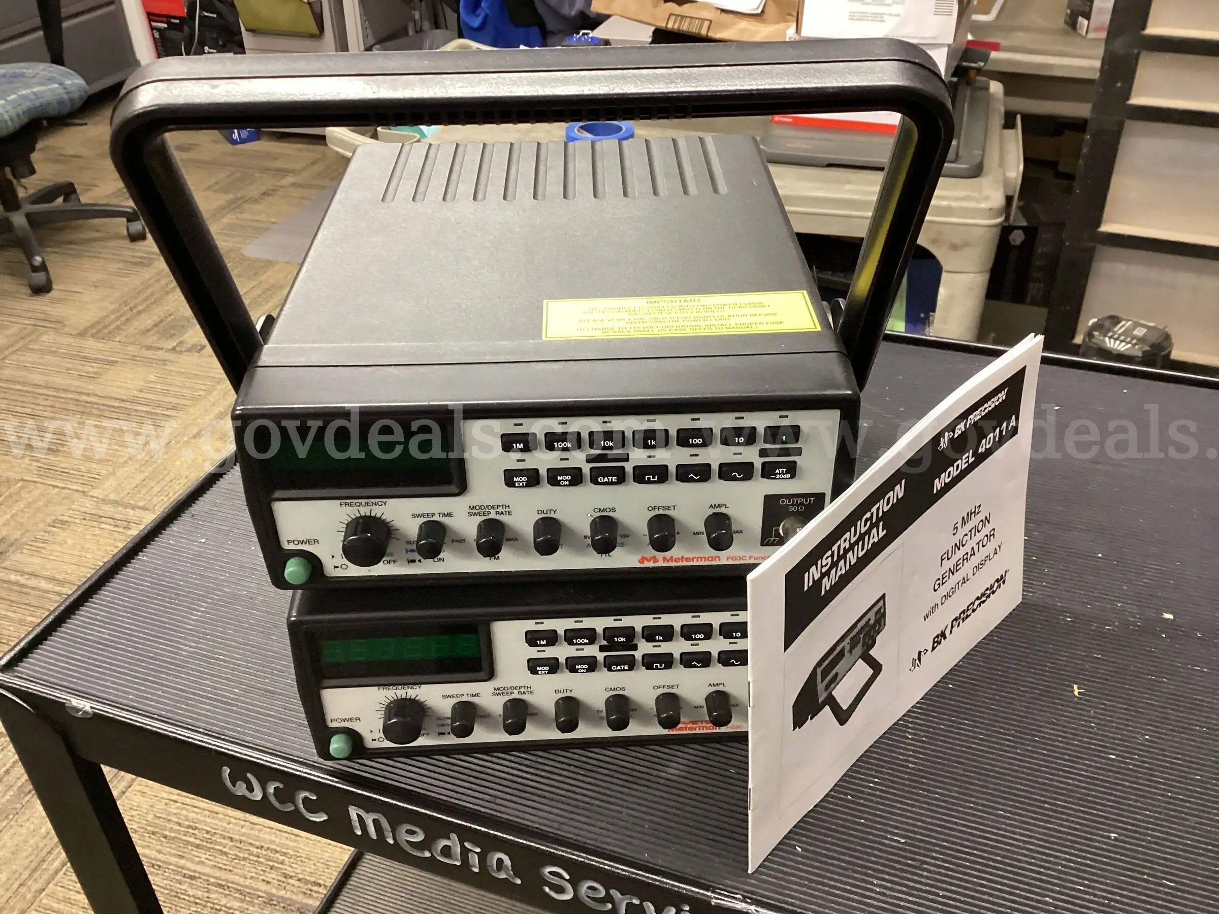 Lot of 2 Meterman FG3C Function Generators 0.3Hz-3MHz w B&K Precision 4011A Manual - AS-IS Untested