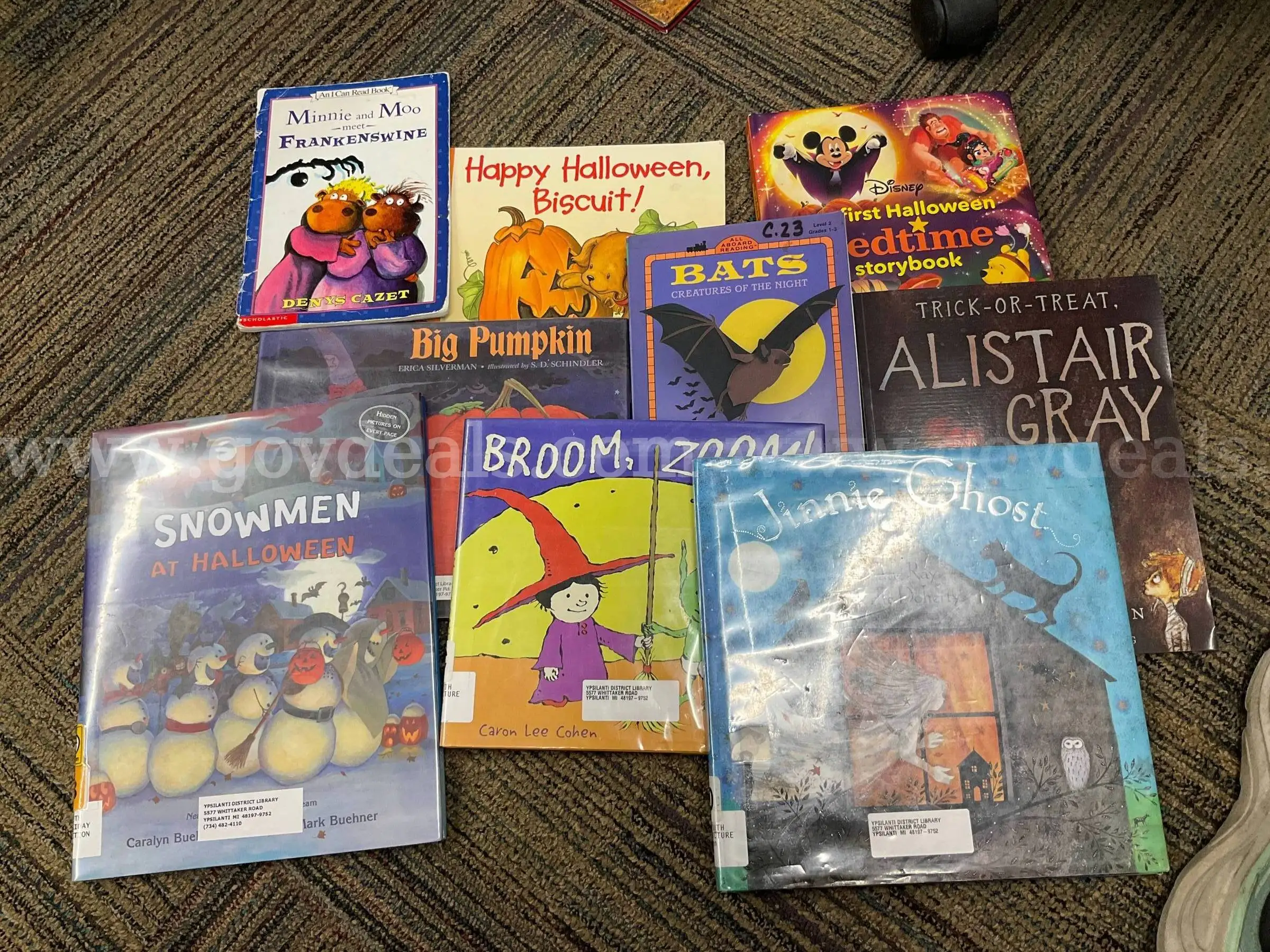 Lot of 9 Halloween & Spooky Children’s Picture Books