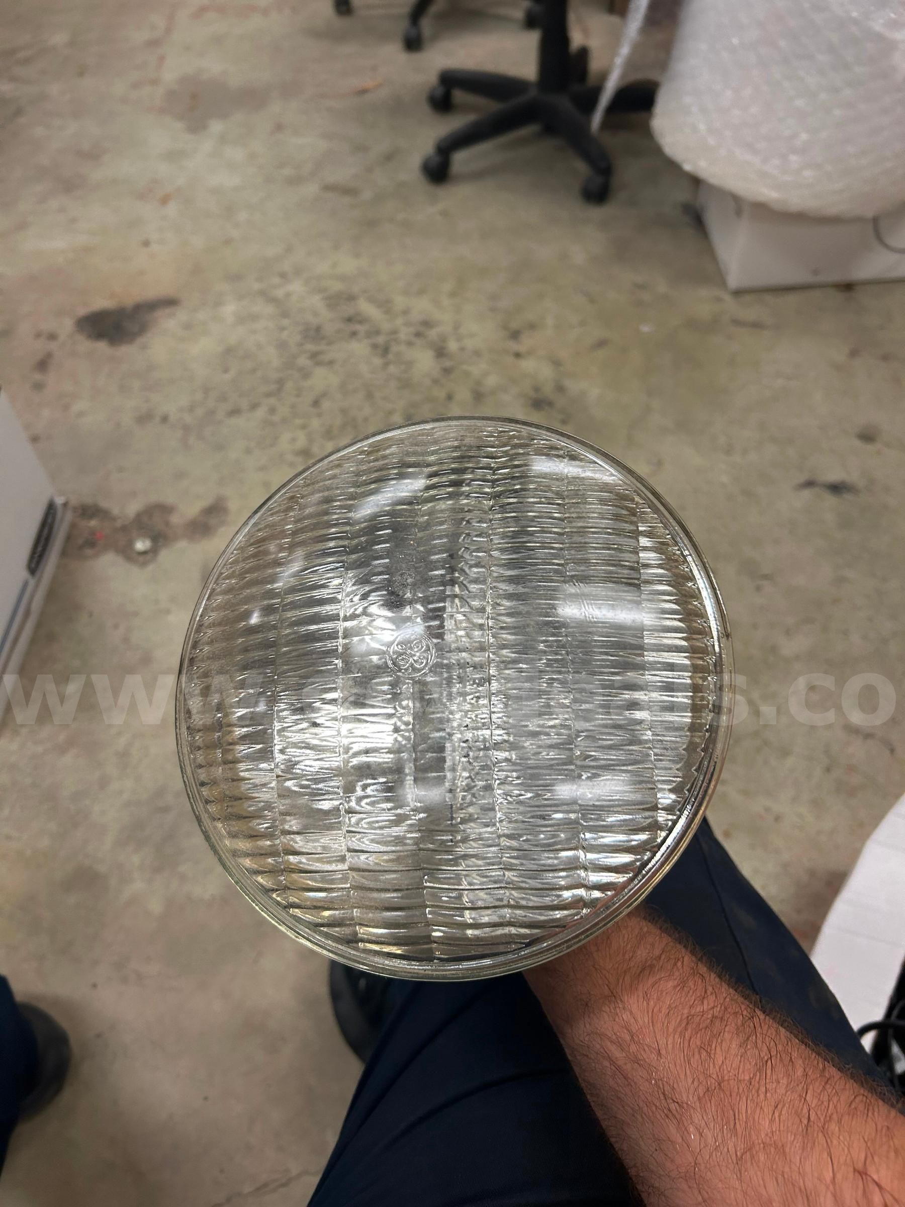 GE Sylvania Flood 1000W 120V PAR64