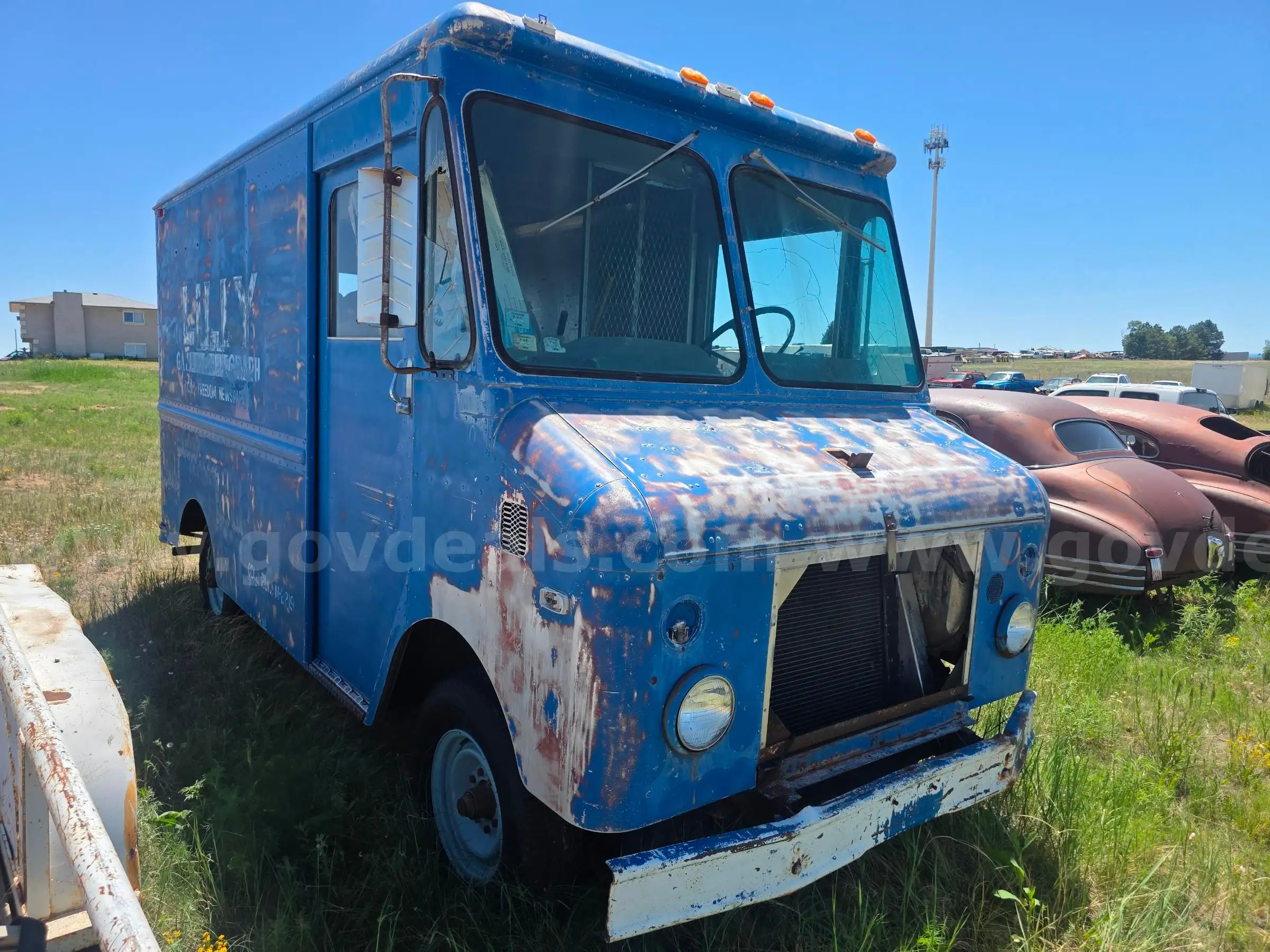 1974 INTERNATIONAL H BOX VAN