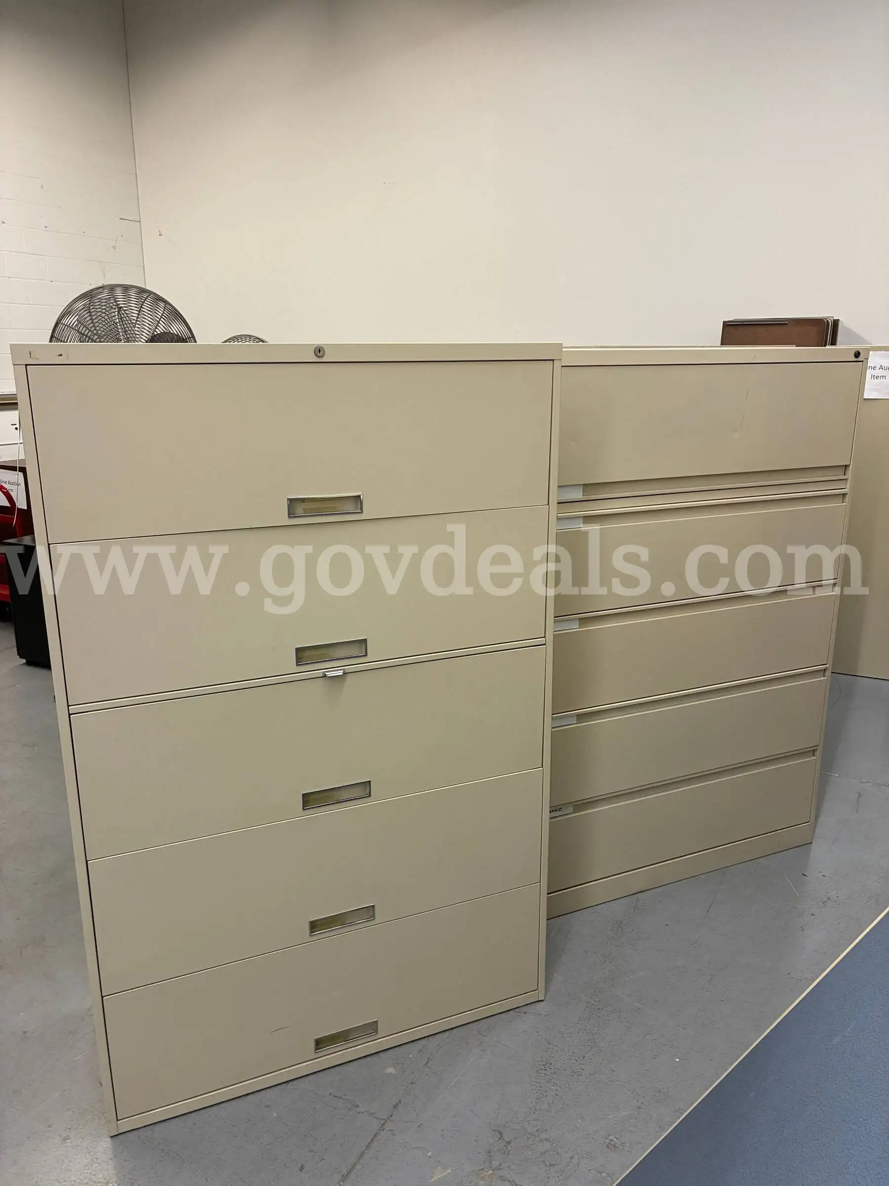 Lot of 5 filing cabinets