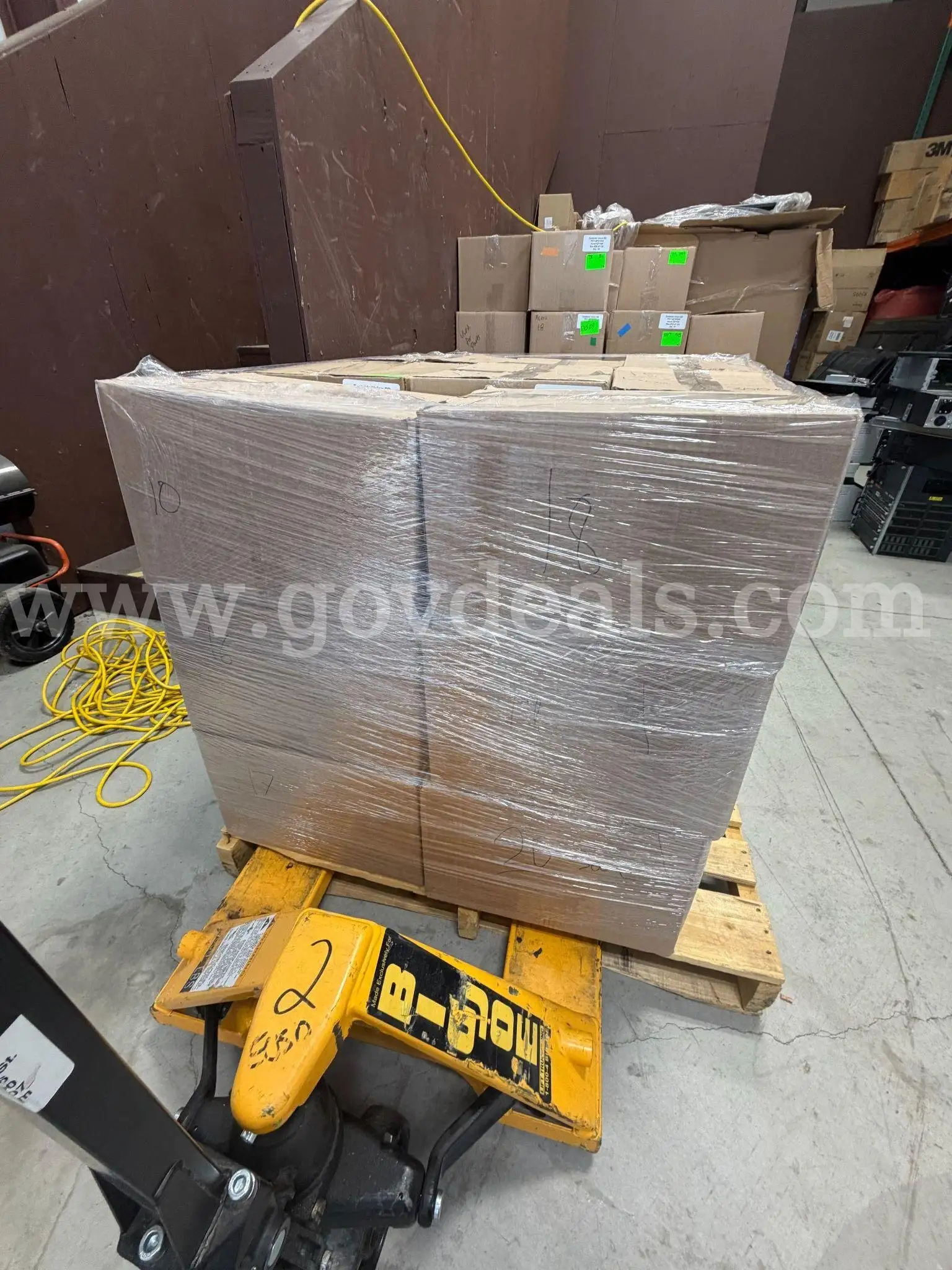 Pallet of (+350) Lenovo 300e Laptops
