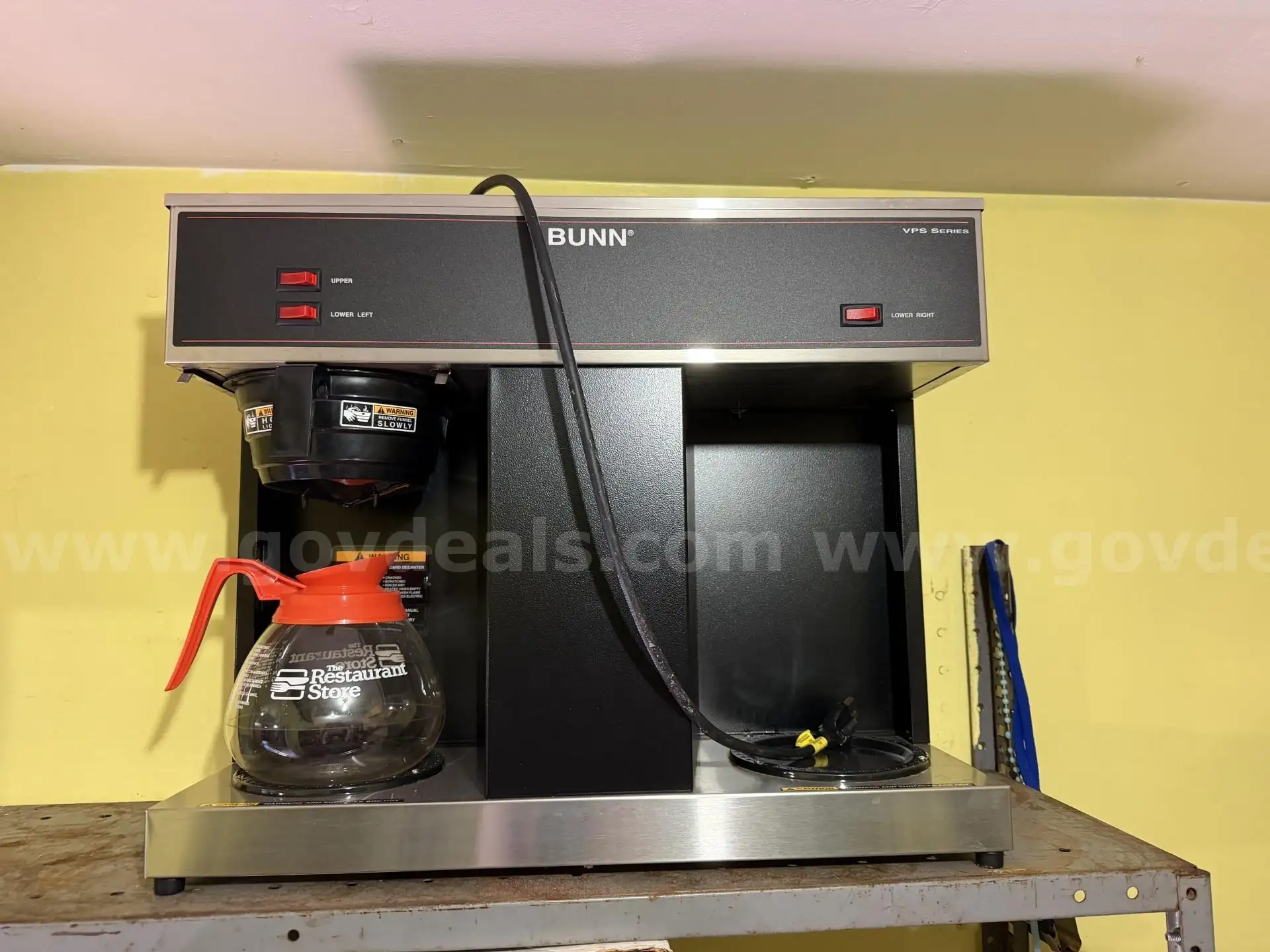 Bunn 23 Inch Pourover Coffee Brewer NO RESERVE!!