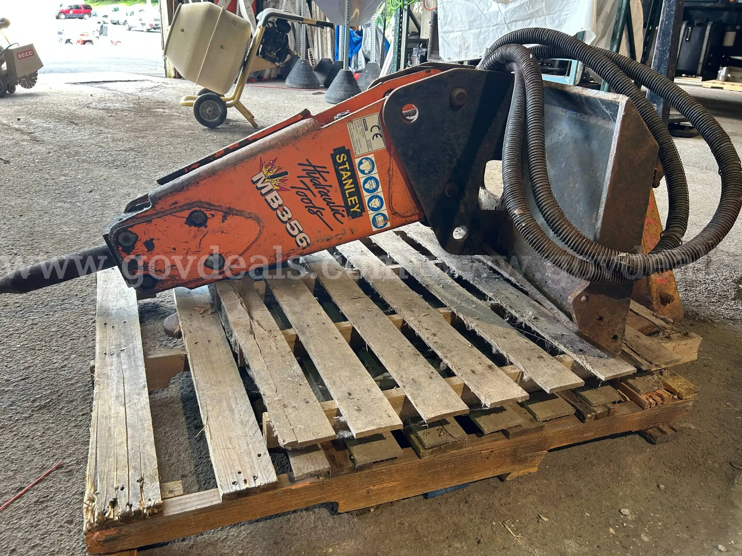 Stanley MB35600SS